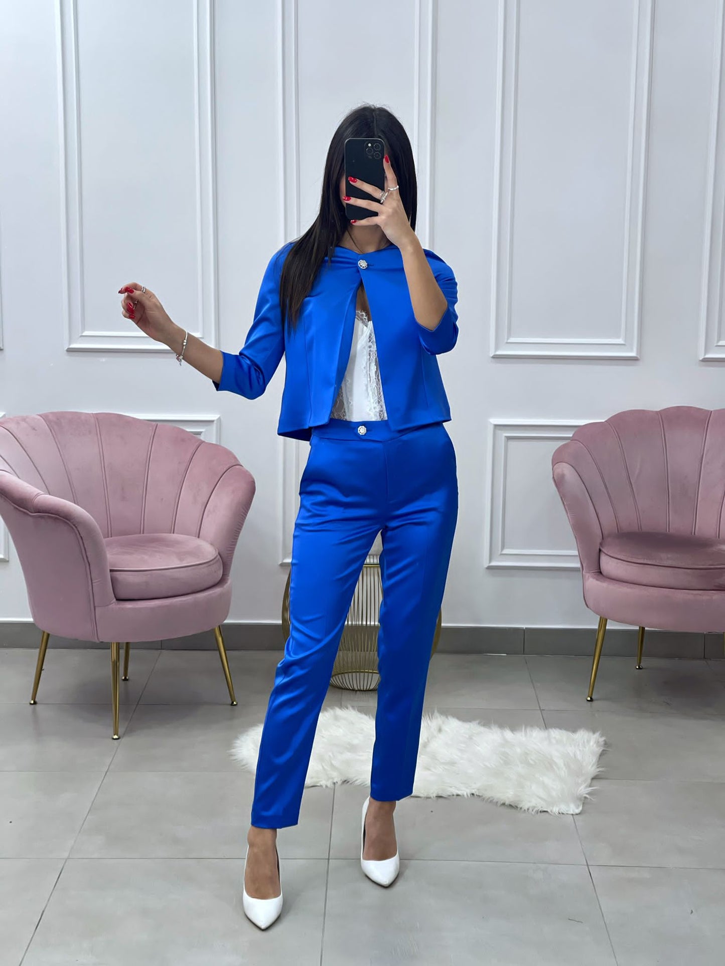 PANTALONE RASO CON BOTTONE GIOIELLO P3093
