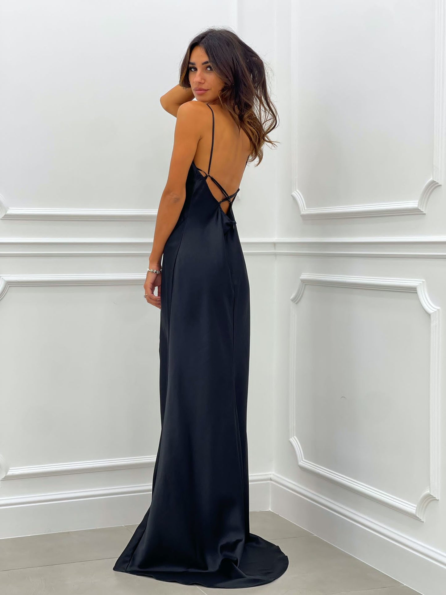 VESTITO LUNGO RASO