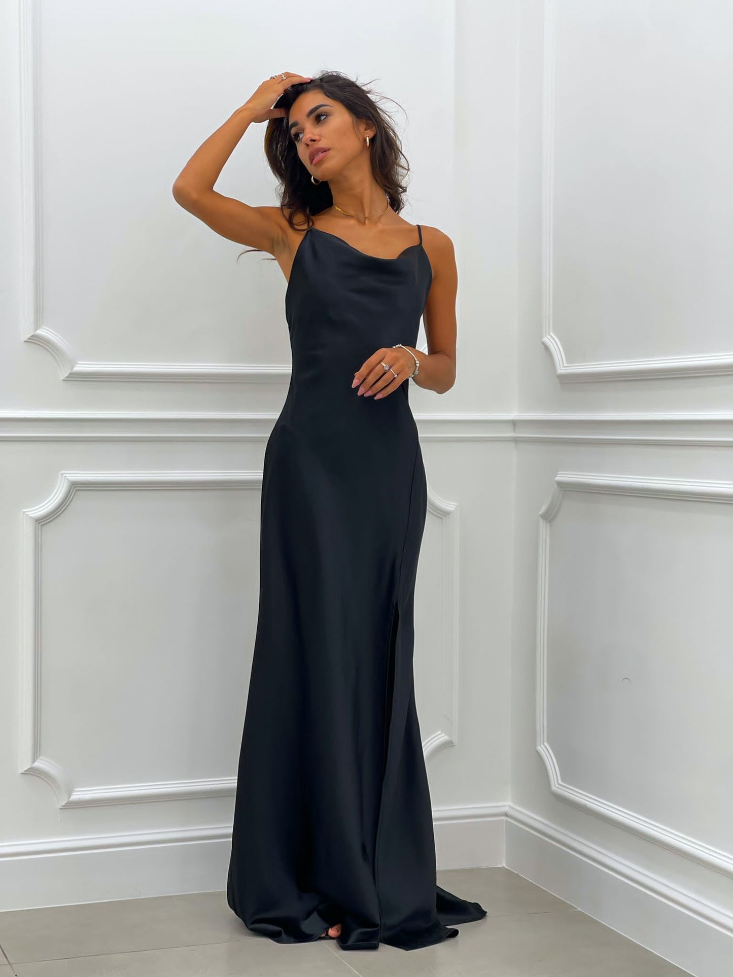 VESTITO LUNGO RASO