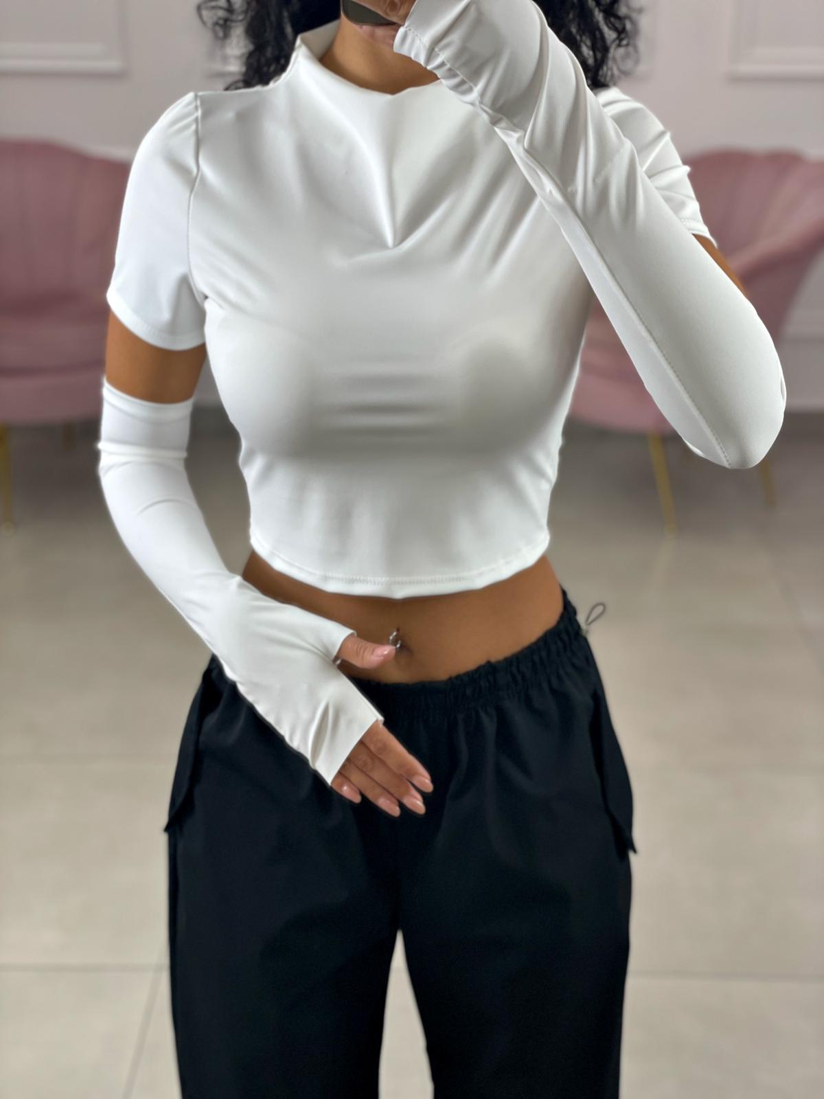 MAGLIA IN LICRA CON MANICOTTI