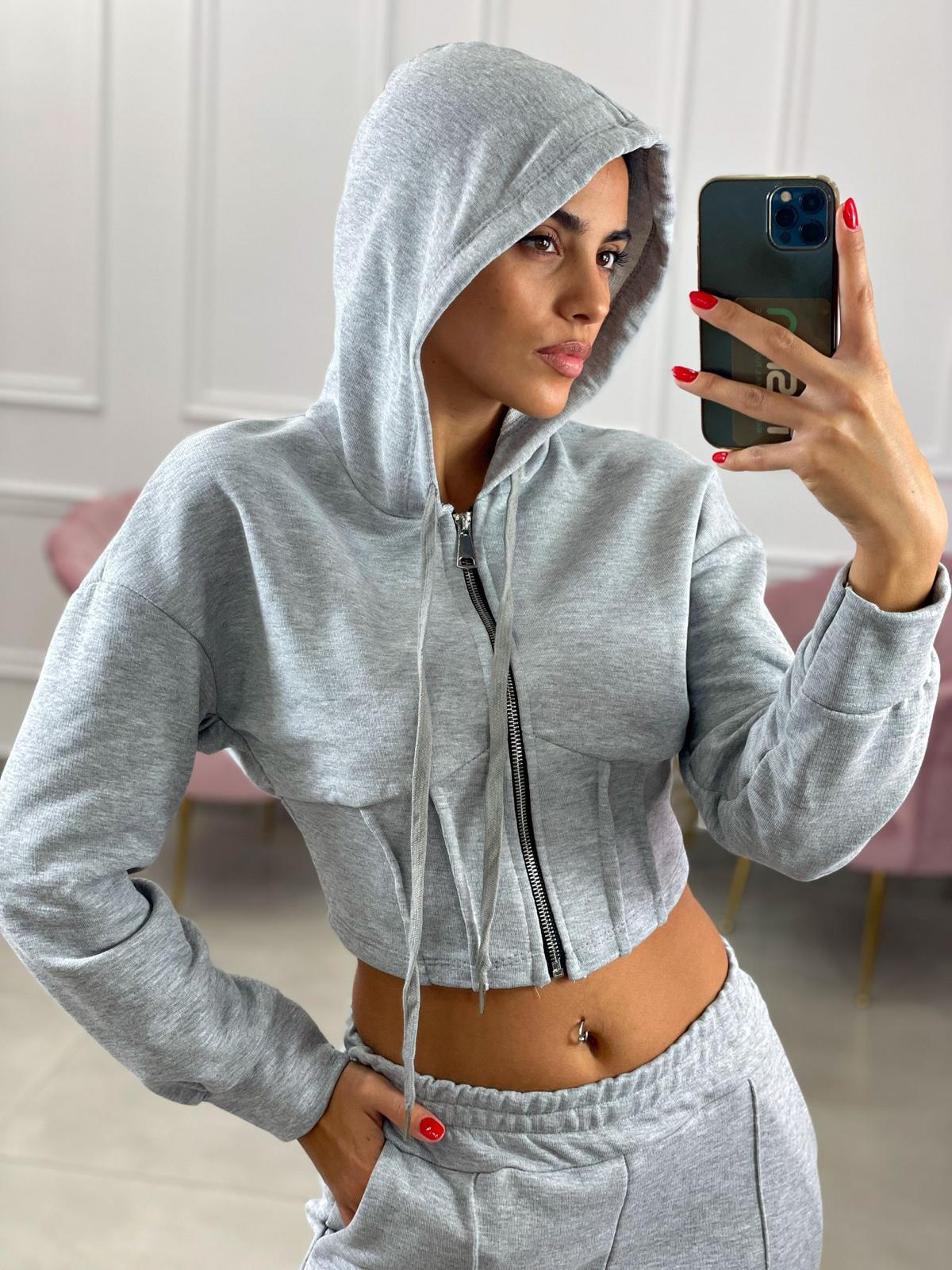FELPA CROP CON ZIP E CAPPUCCIO