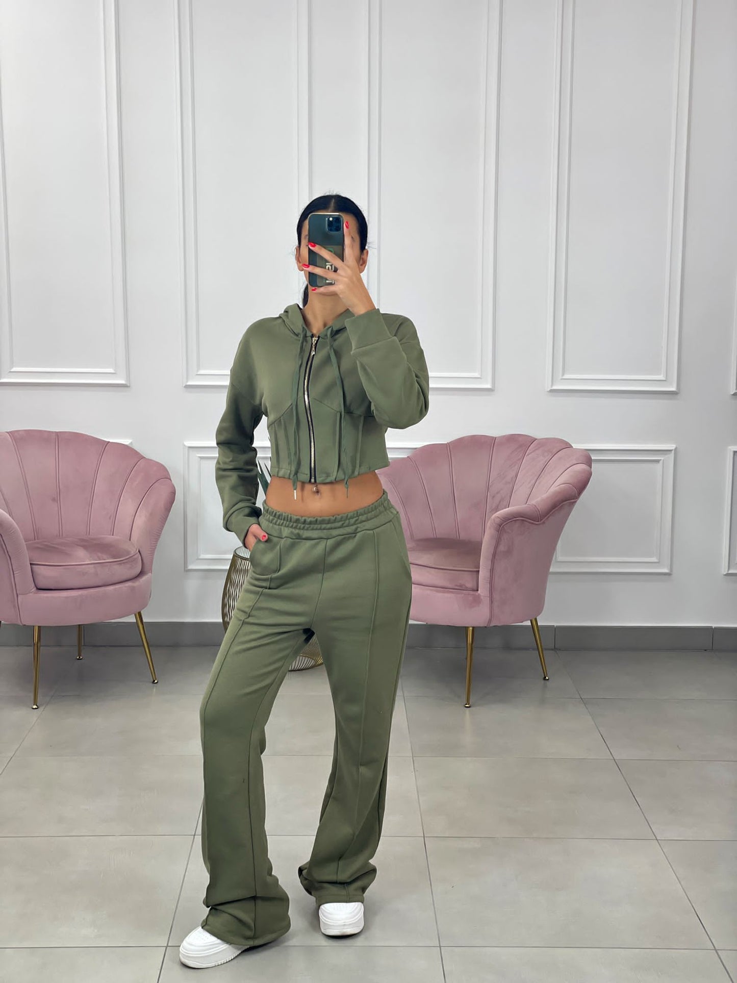 FELPA CROP CON ZIP E CAPPUCCIO