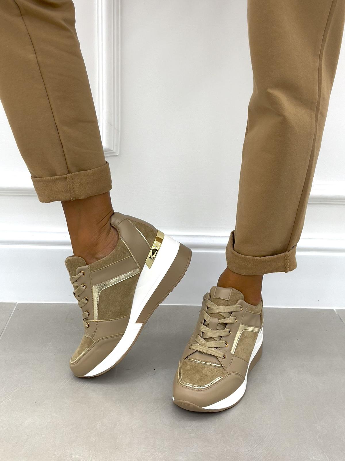 SNEAKERS ECOPELLE E CAMOSCIO CON SUOLA ALTA