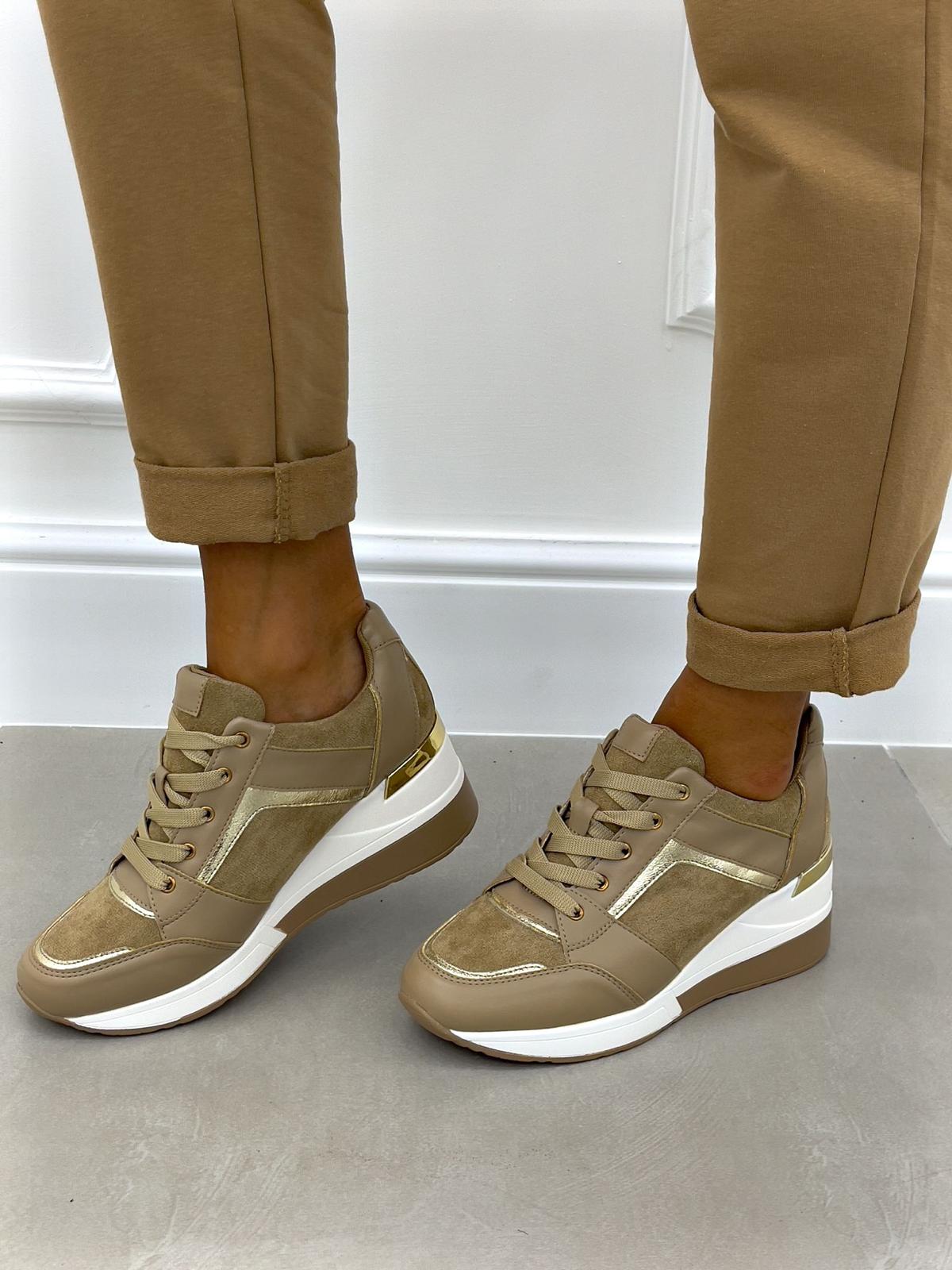 SNEAKERS ECOPELLE E CAMOSCIO CON SUOLA ALTA