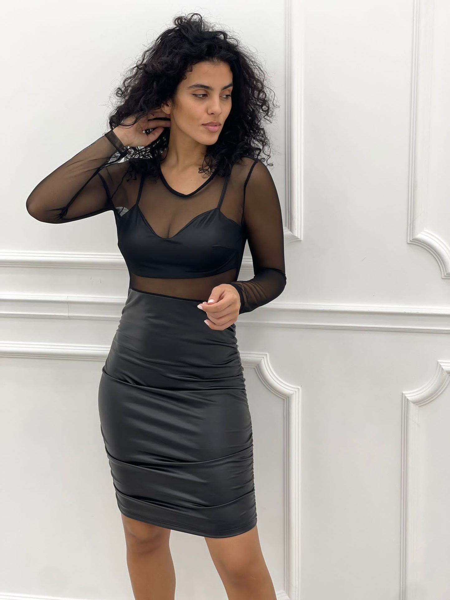 VESTITO TULLE ED ECOPELLE