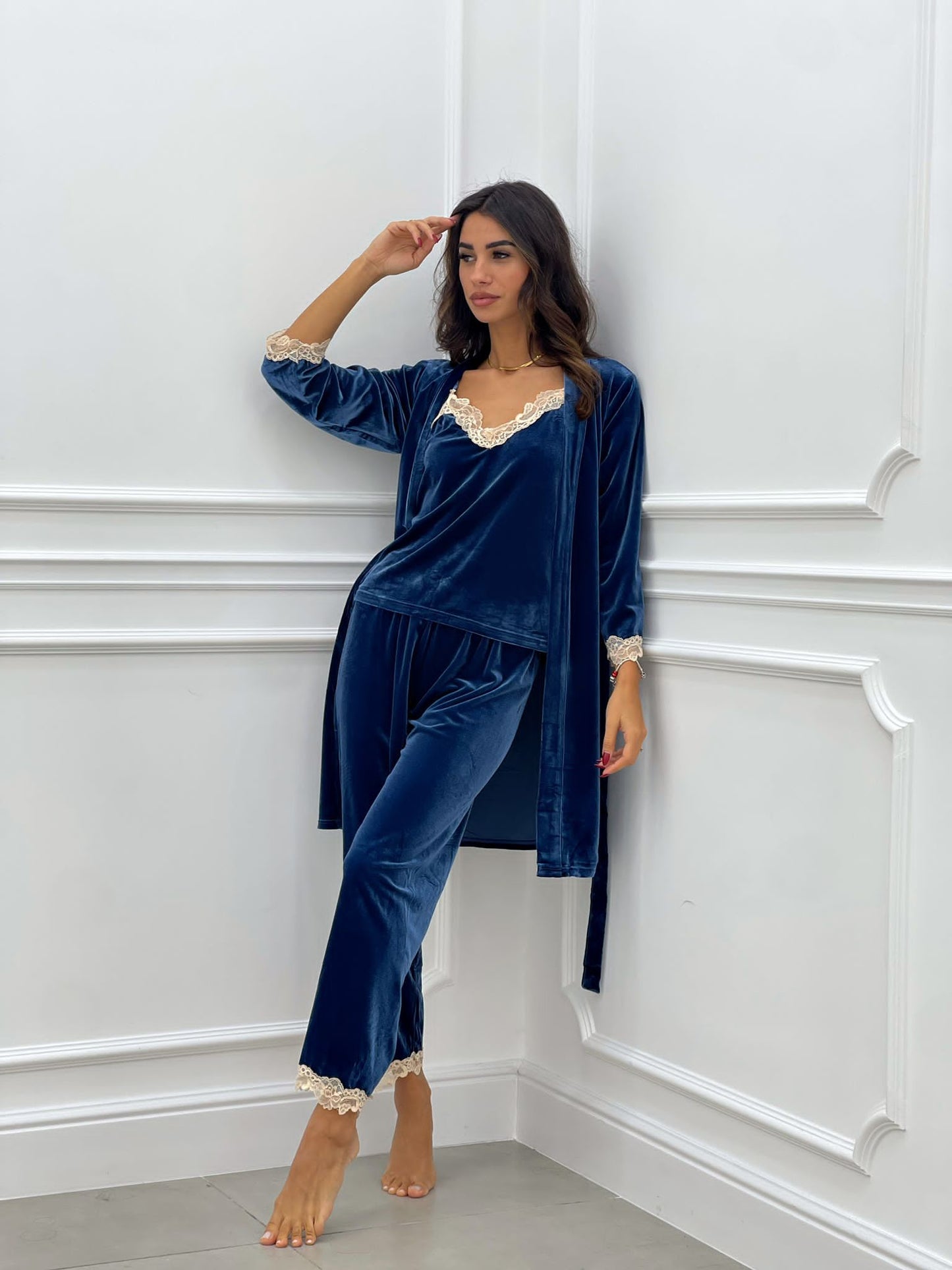 SET PIGIAMA 4 PEZZI IN CINIGLIA E PIZZO BLU