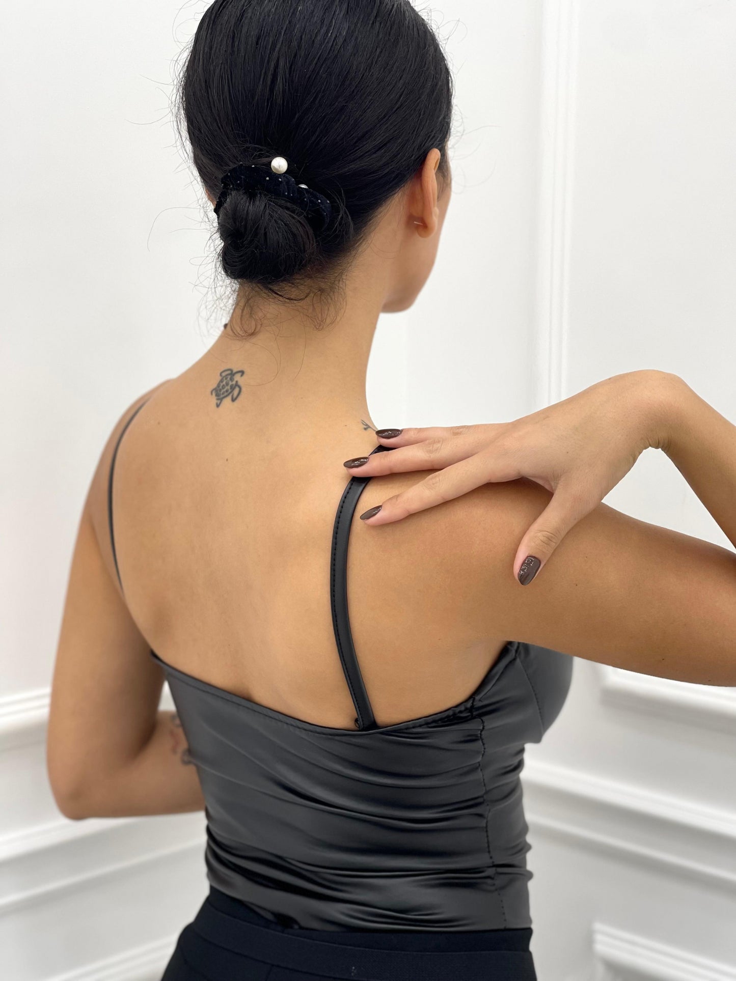 BODY ECOPELLE CON COPPE SENO E PIZZO