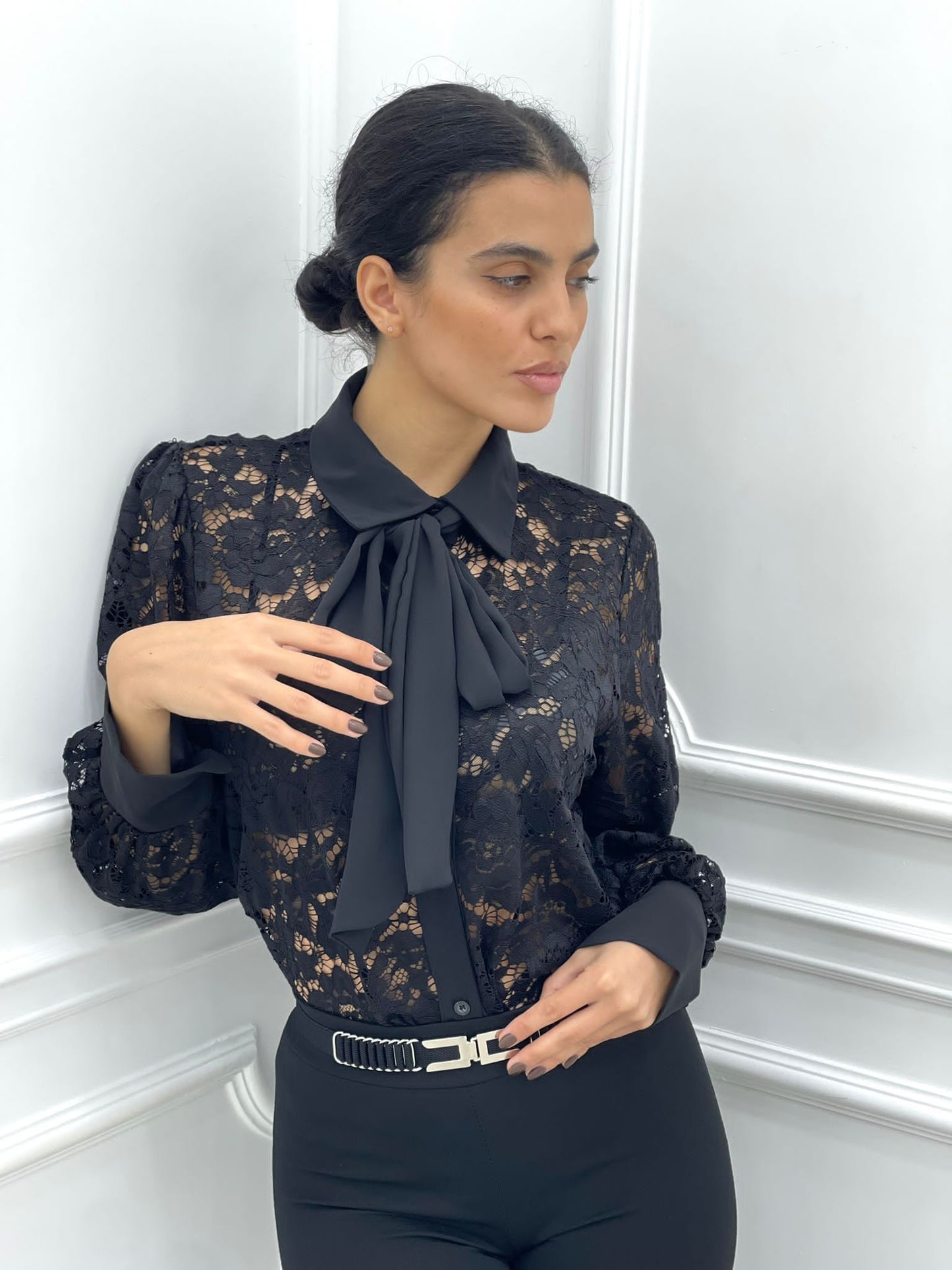 CAMICIA PIZZO MACRAME' CON FIOCCO