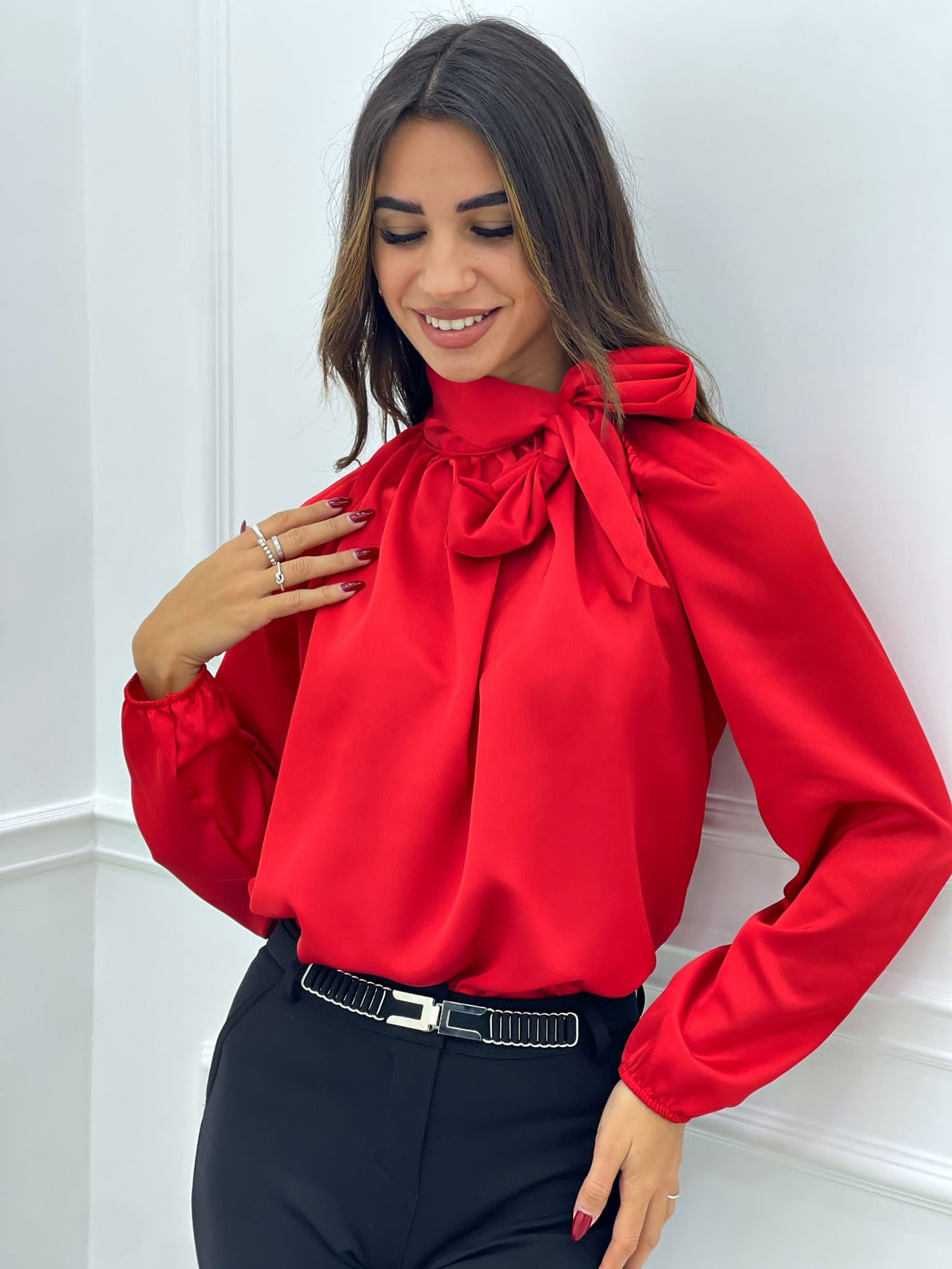 BLUSA IN RASO CON FIOCCO