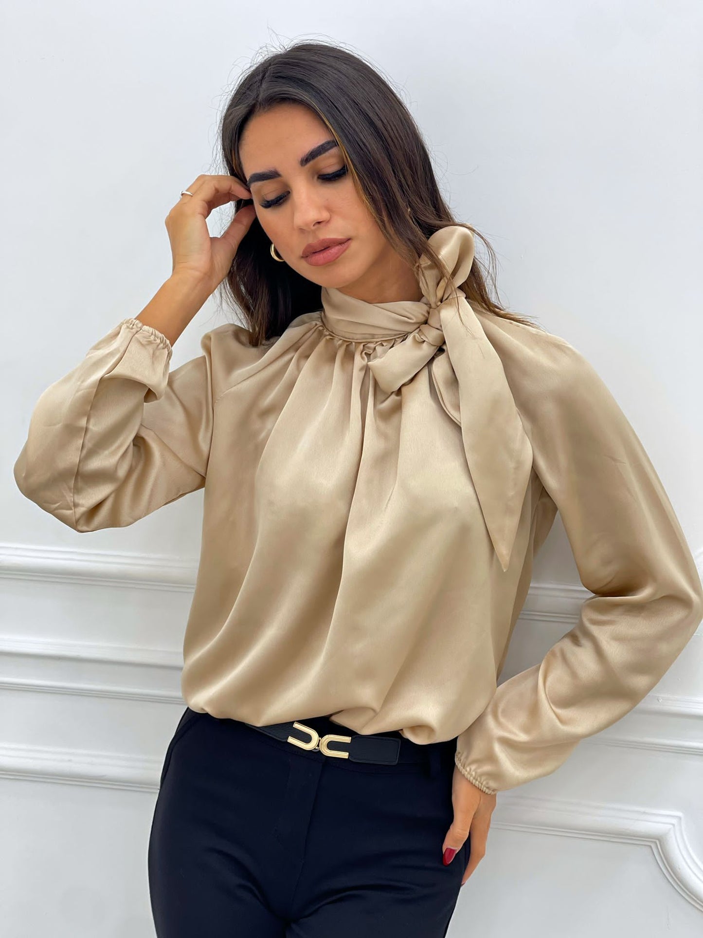 BLUSA IN RASO CON FIOCCO