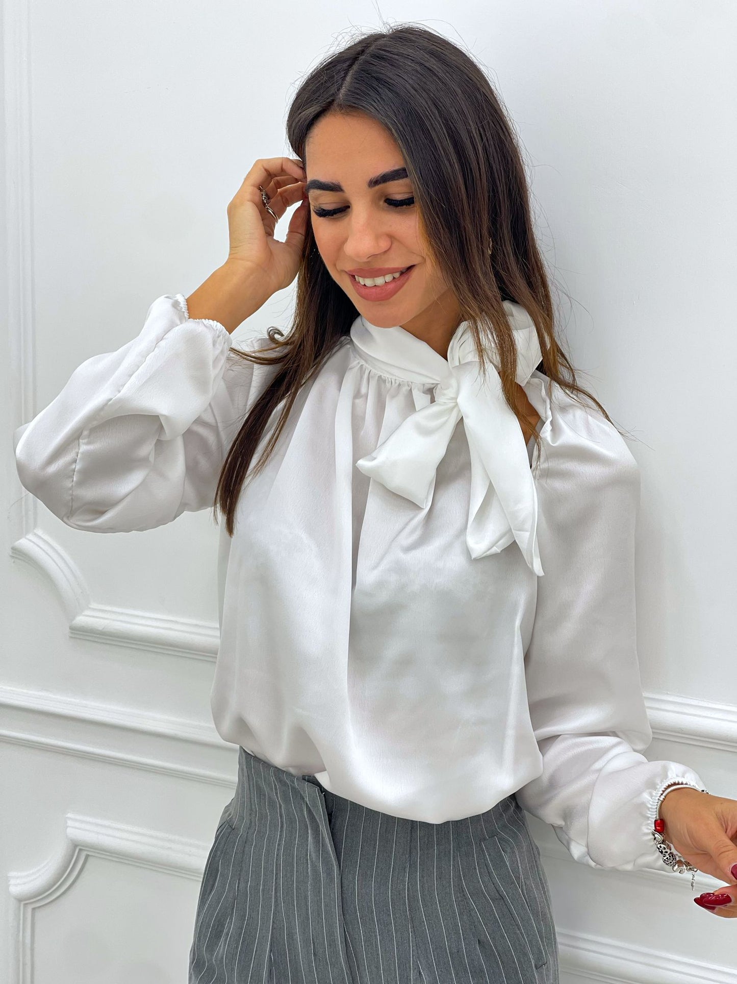 BLUSA IN RASO CON FIOCCO
