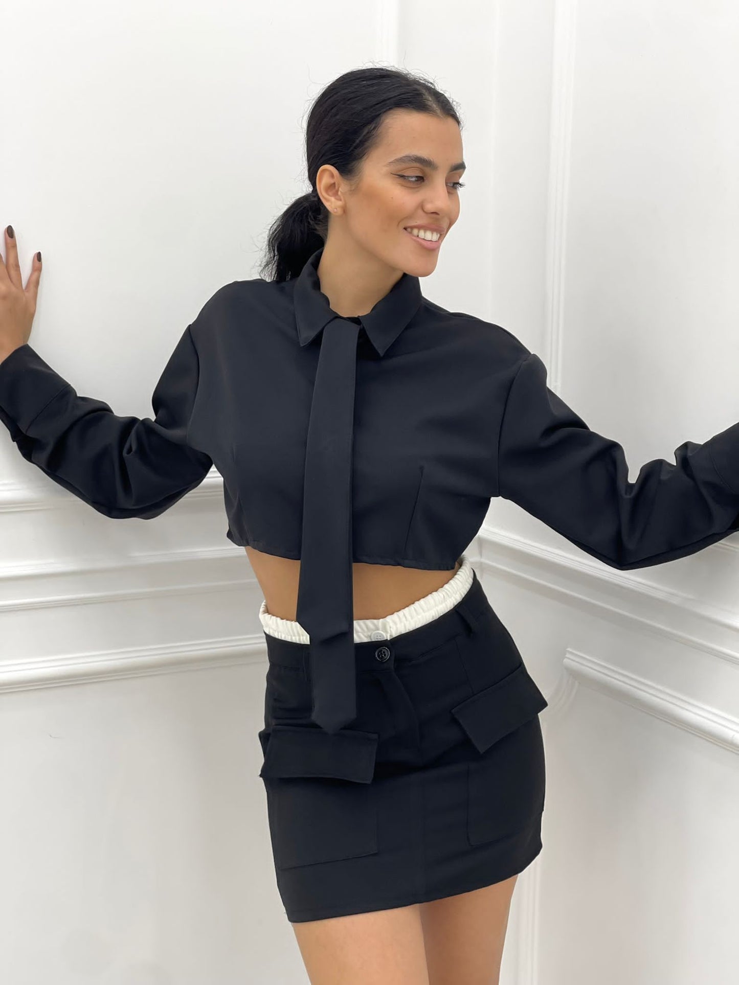 COMPLETO CAMICIA CON CRAVATTA E GONNA