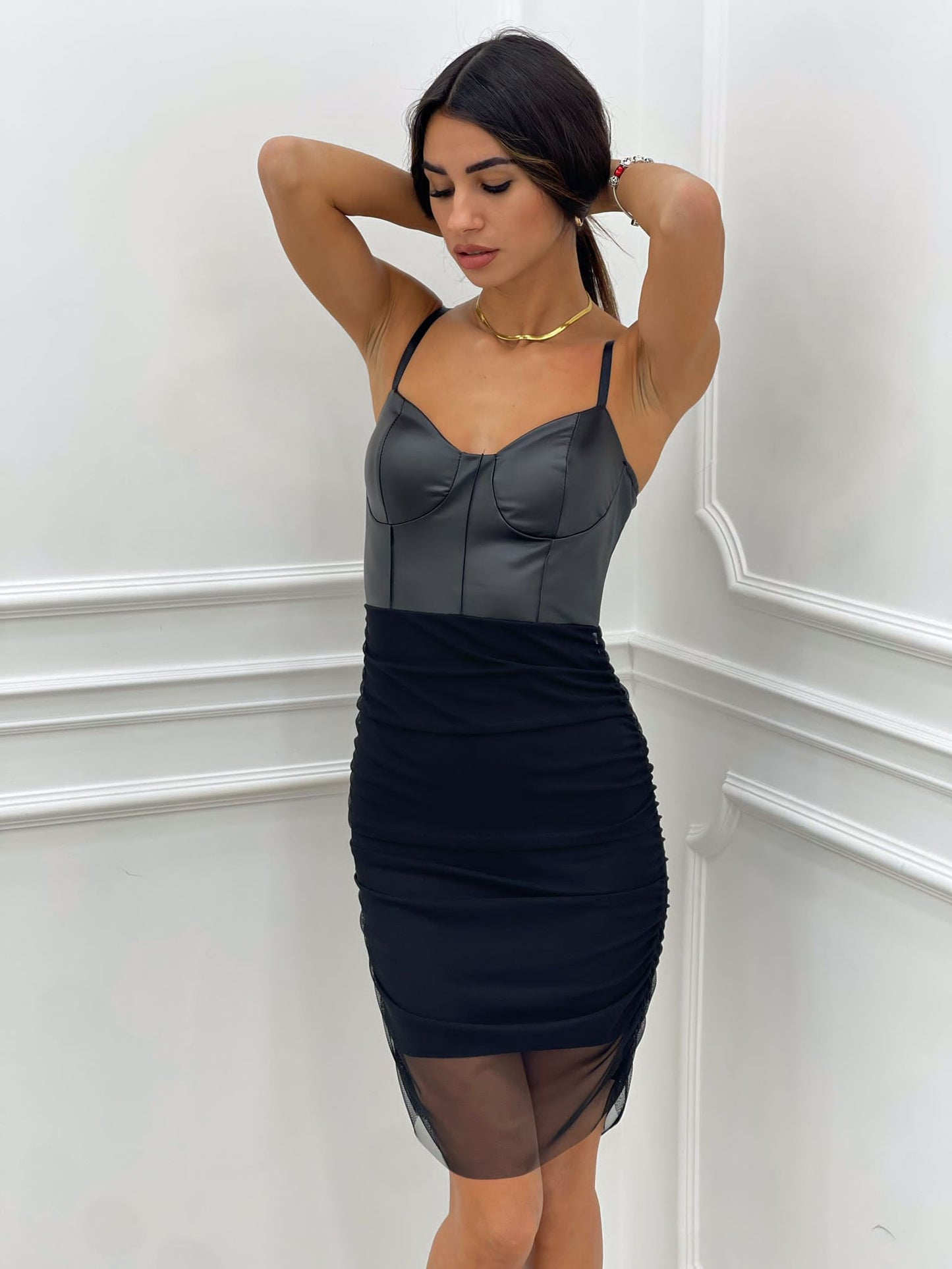 VESTITO ECOPELLE E TULLE