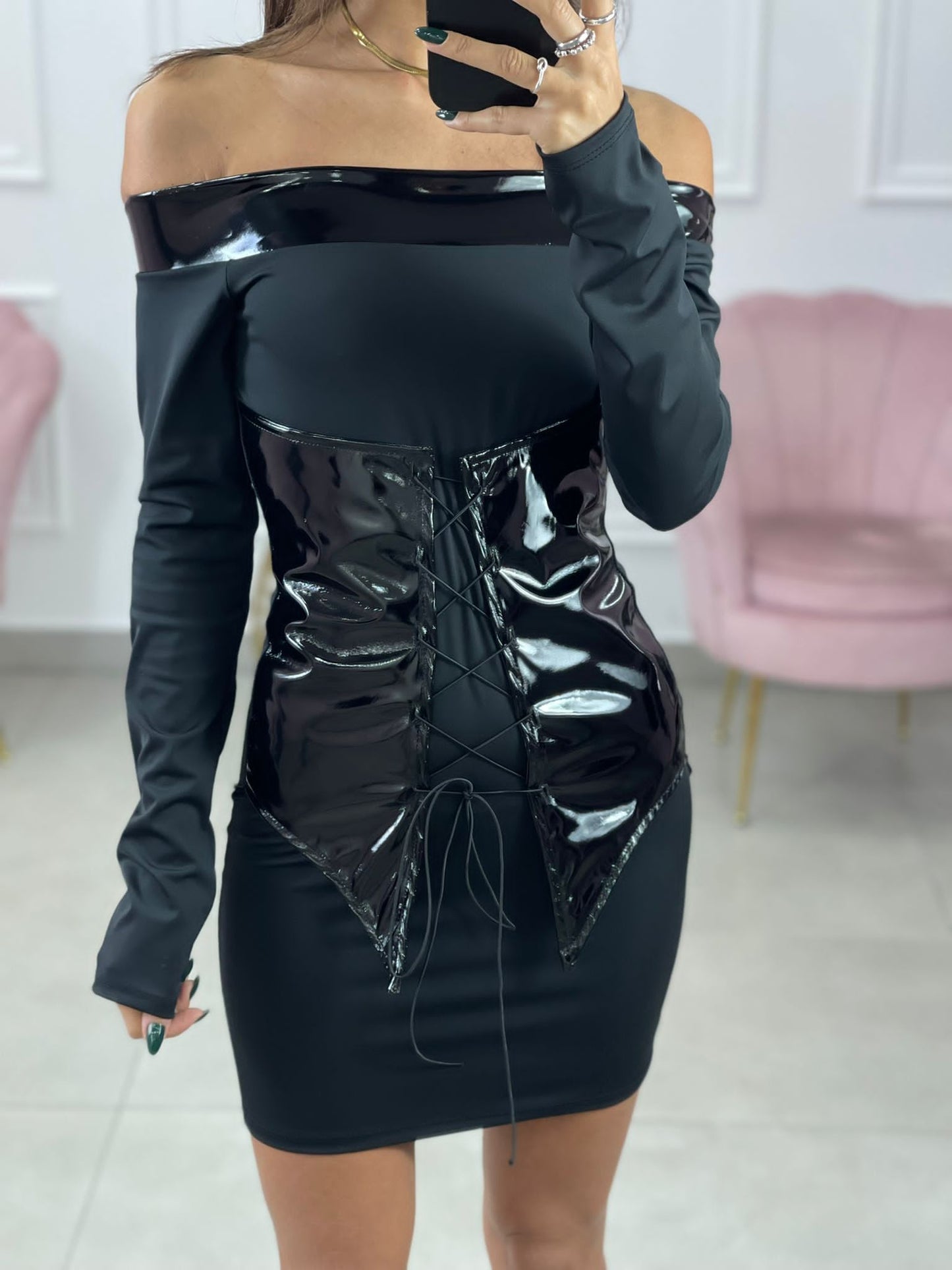 VESTITO CON BUSTINO IN VERNICE