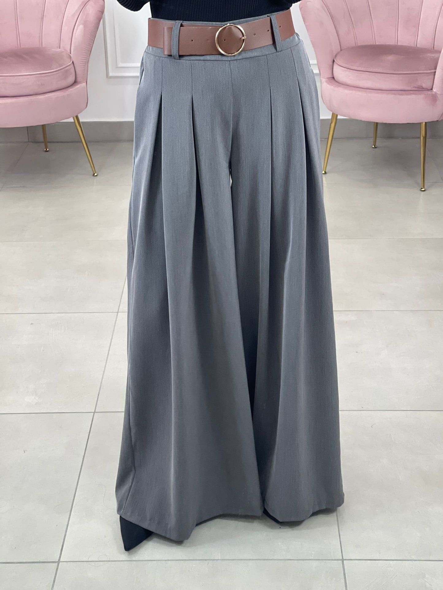 PANTALONE PALAZZO CON PENCES E CINTURA