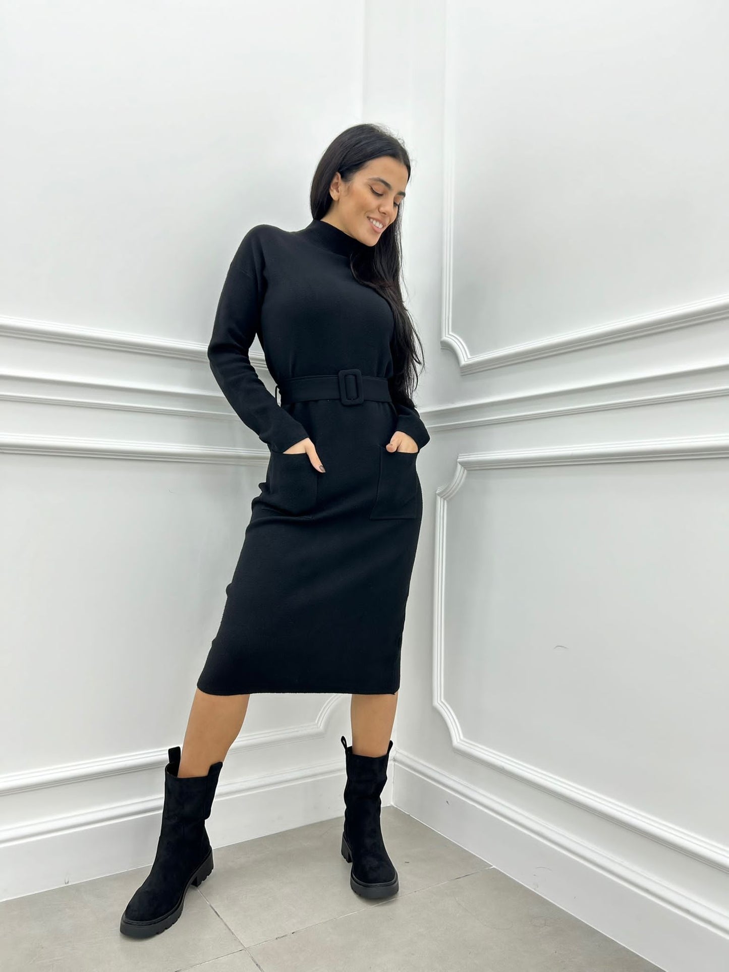 VESTITO MEZZO COLLO CON TASCHINO E CINTURA