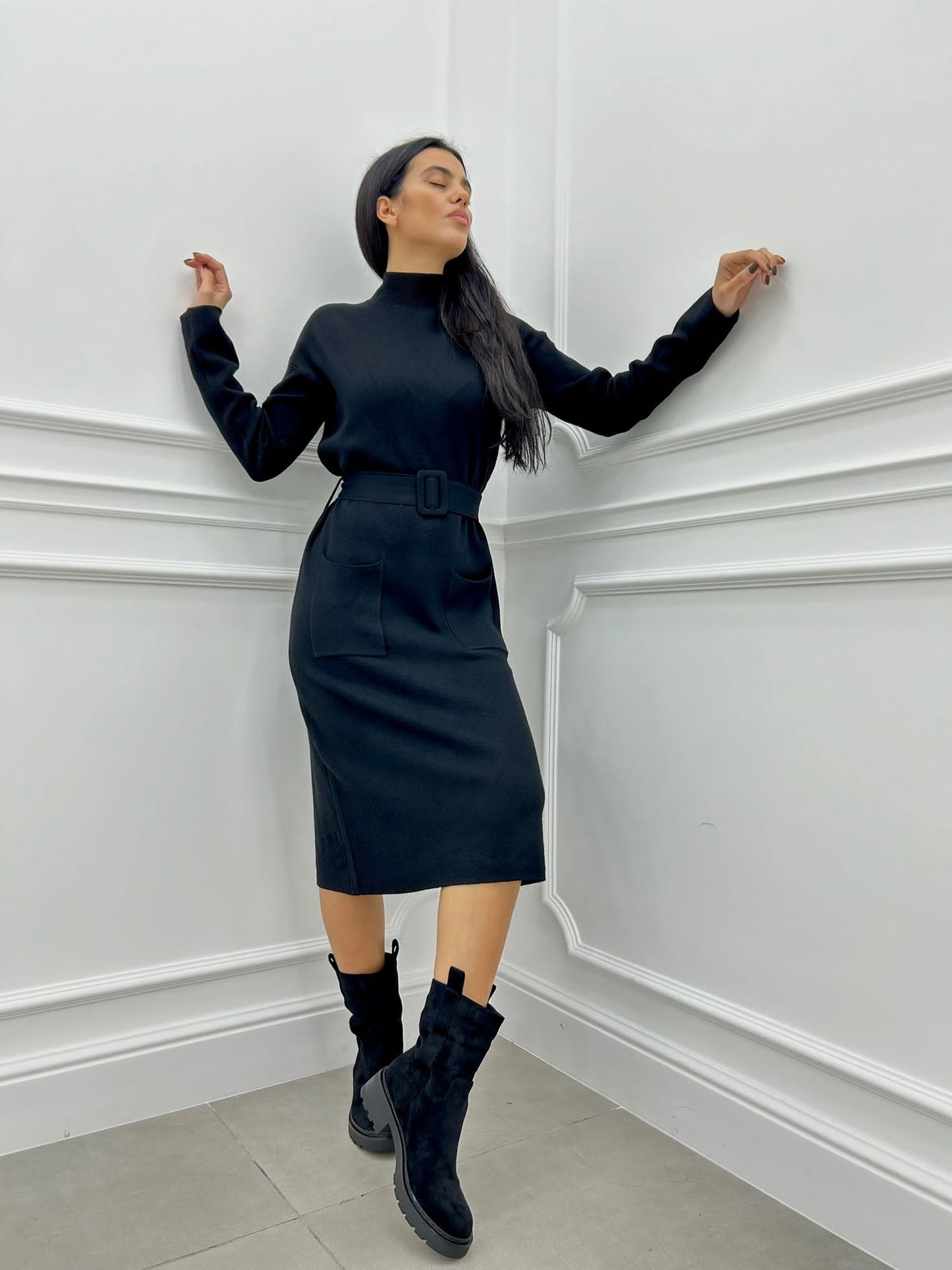VESTITO MEZZO COLLO CON TASCHINO E CINTURA