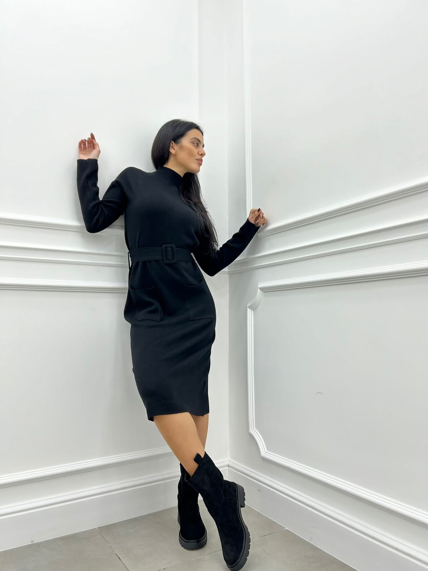 VESTITO MEZZO COLLO CON TASCHINO E CINTURA