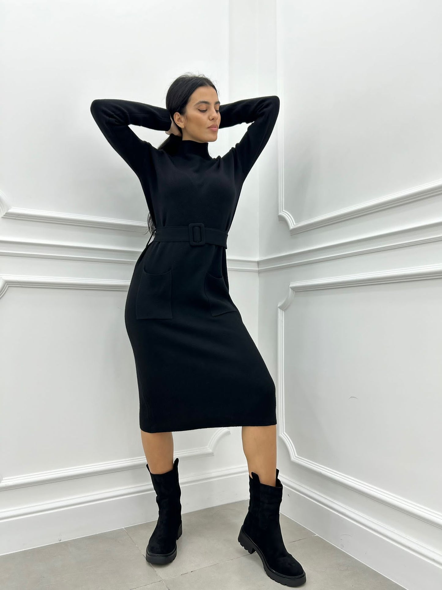 VESTITO MEZZO COLLO CON TASCHINO E CINTURA
