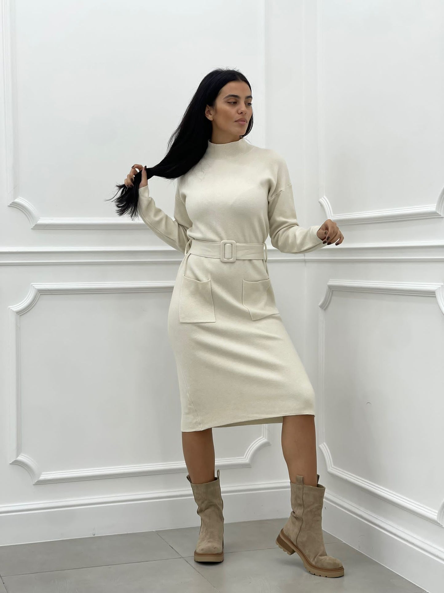 VESTITO MEZZO COLLO CON TASCHINO E CINTURA