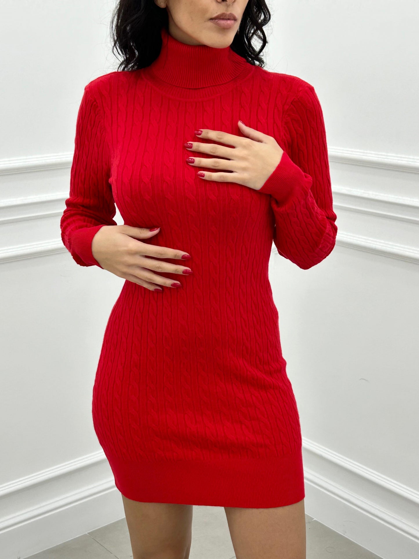 VESTITO COLLO ALTO TRAMA TRECCIA