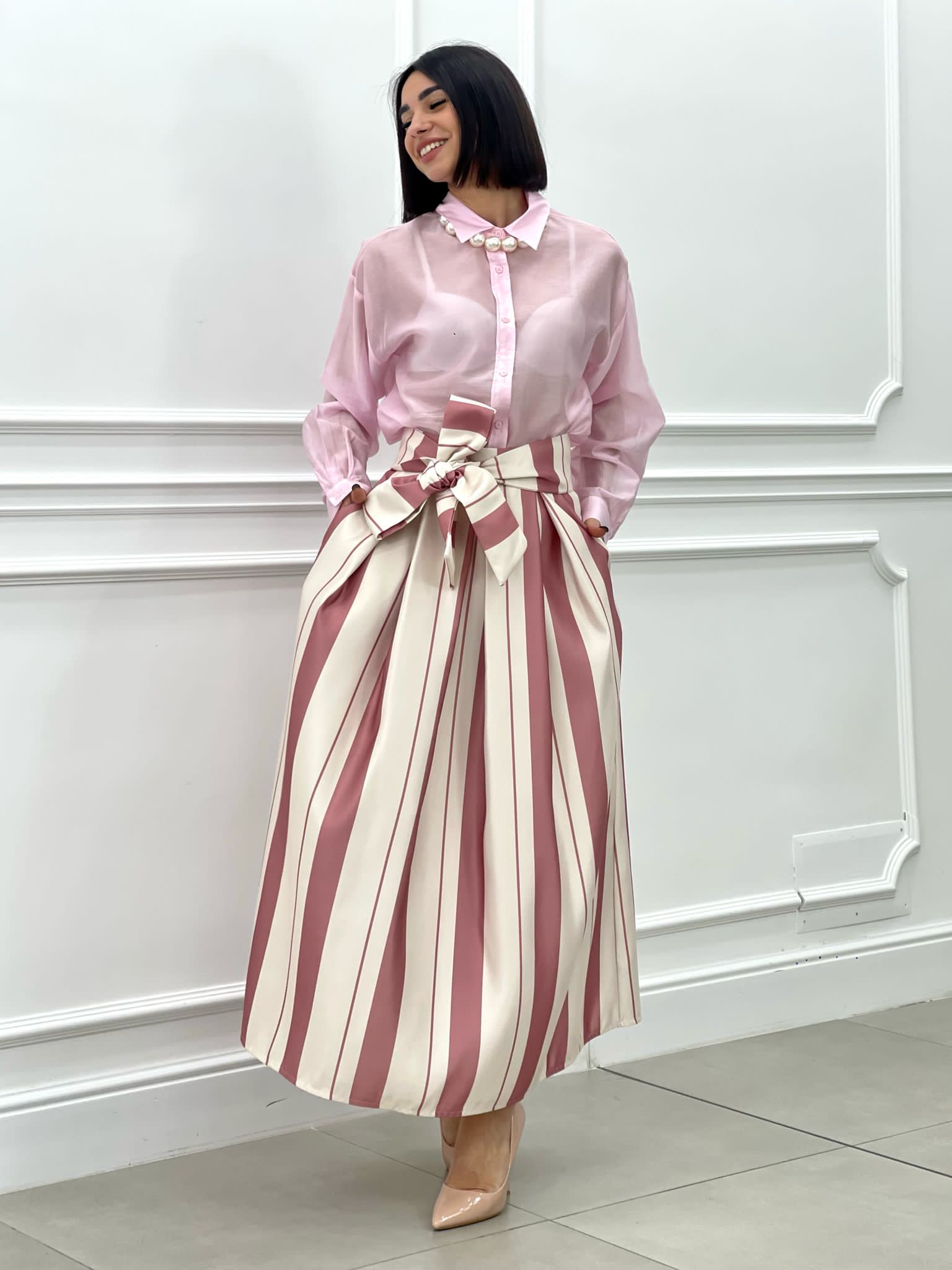 100958-GOINNA-RASO-CON-TASCHE-E-FIOCCO-NEW-SS25-GOINNA-RASO-CON-TASCHE-E-FIOCCO-NEW-SS25.jpg