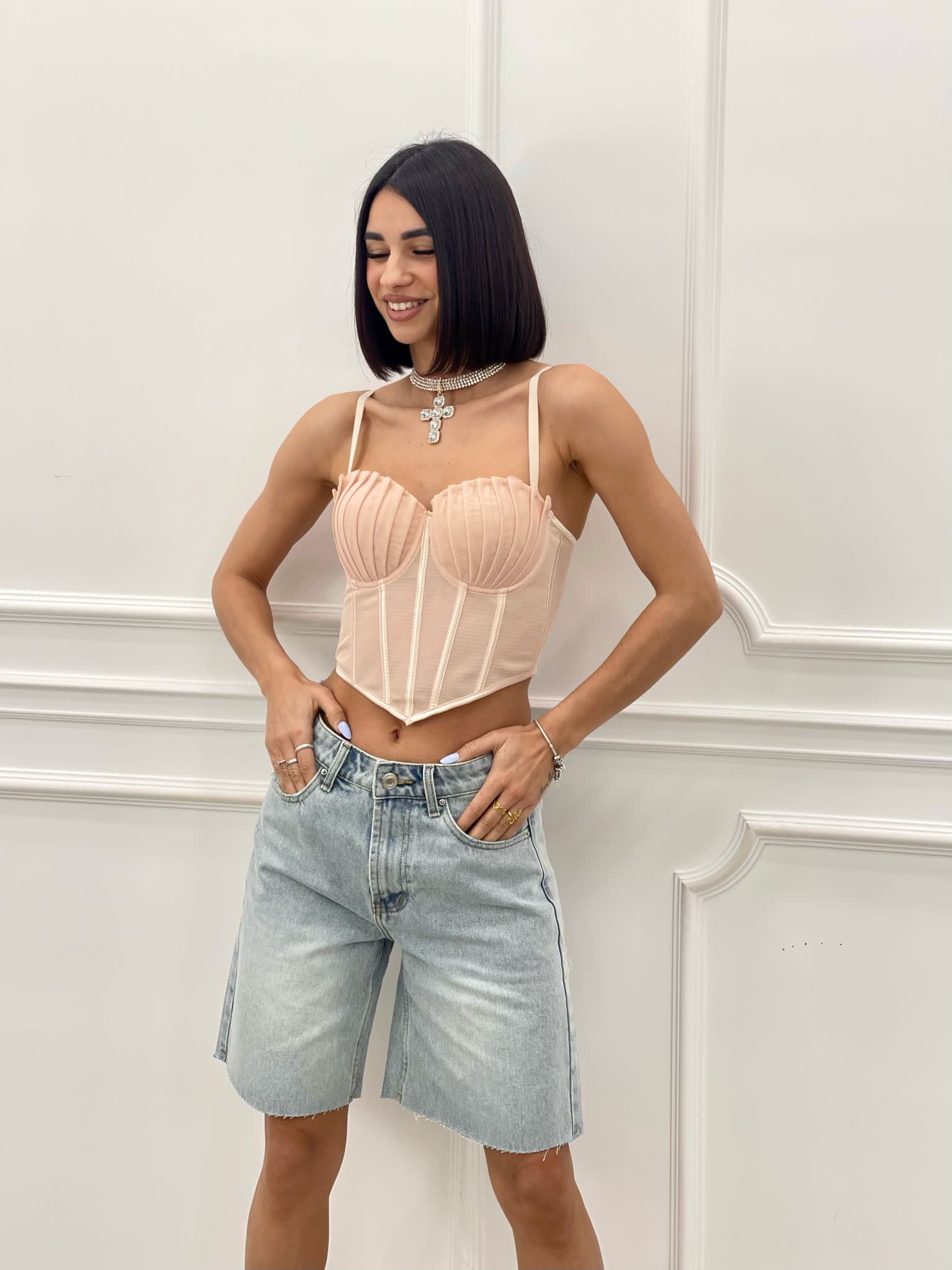 BERMUDA CON STRAPPI NEW SS25