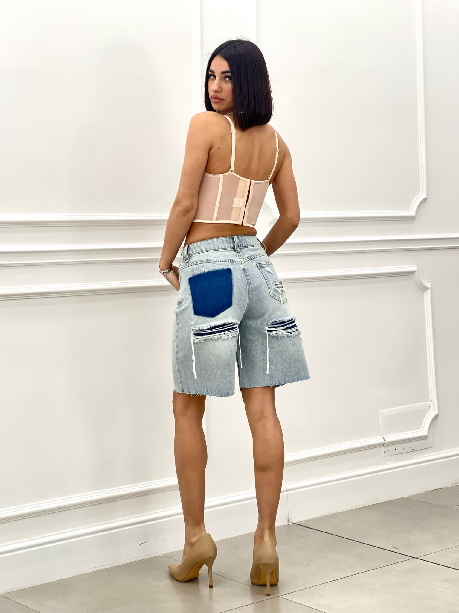BERMUDA CON STRAPPI NEW SS25