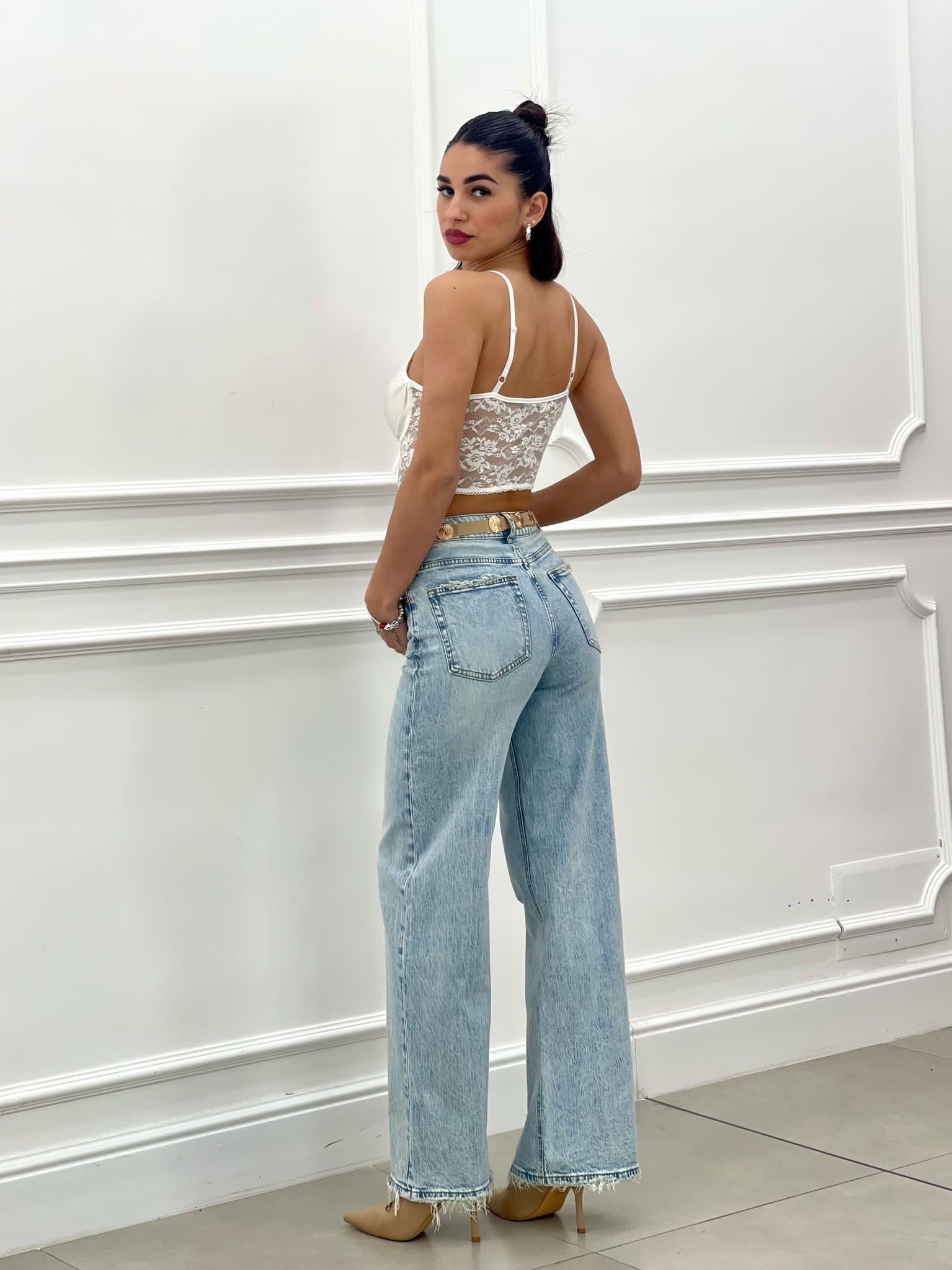 JEANS PALAZZO SFRANGIATO SU FONDO NEW SS25
