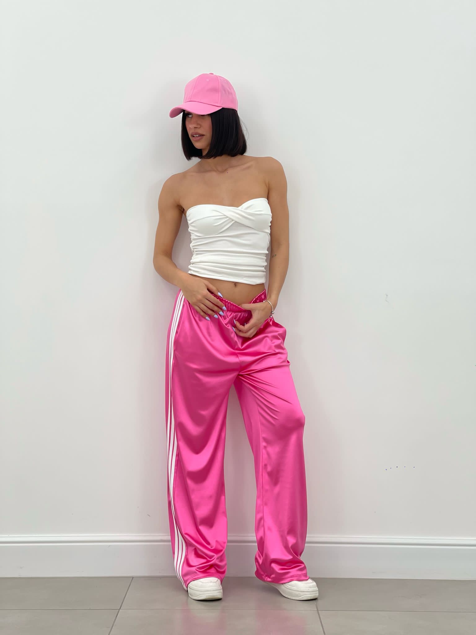 PANTALONE RASO CON BANDA LATERALE NEW SS25