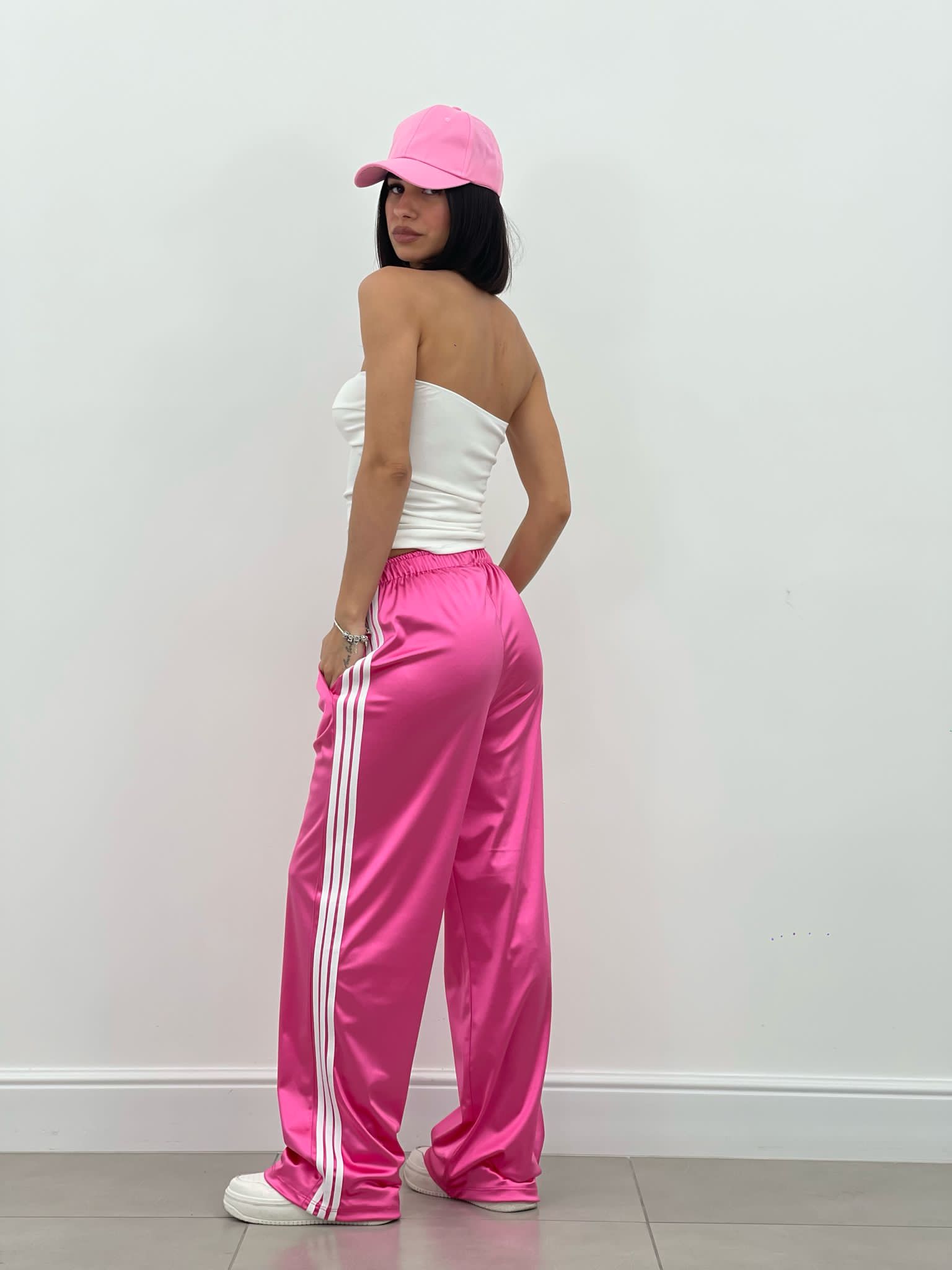 PANTALONE RASO CON BANDA LATERALE NEW SS25