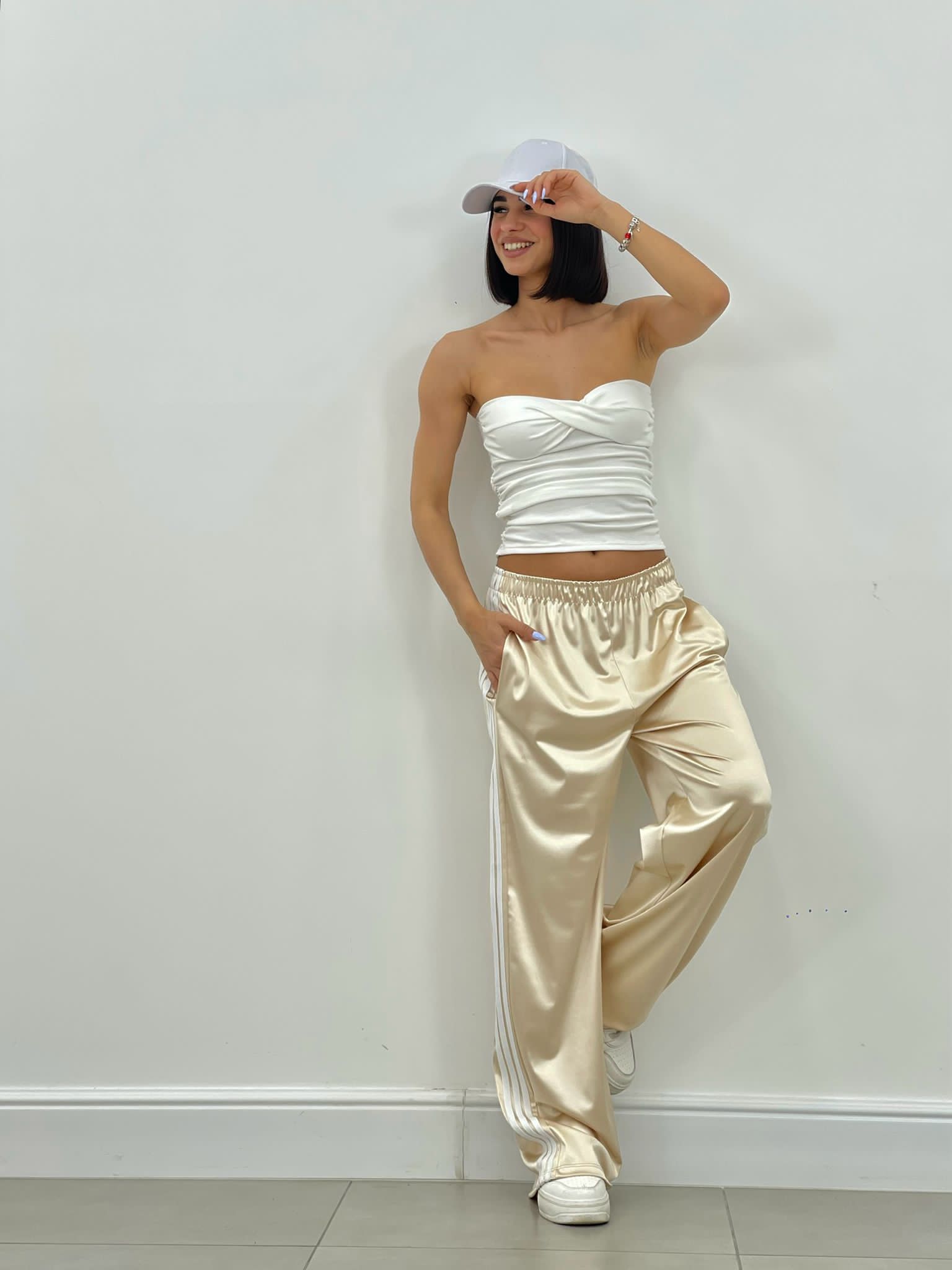 PANTALONE RASO CON BANDA LATERALE NEW SS25