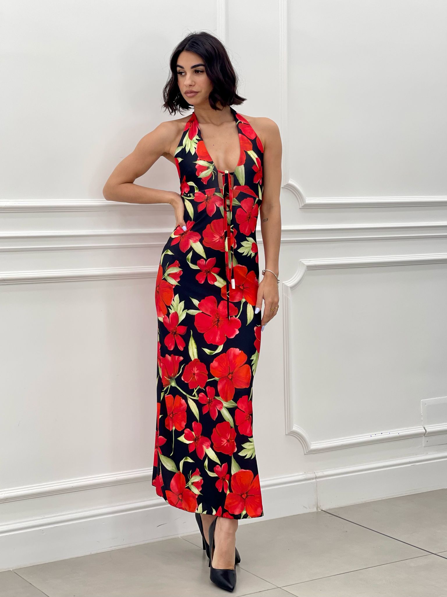 ABITO FLOREAL SCOLLO SCHIENA NEW SS25