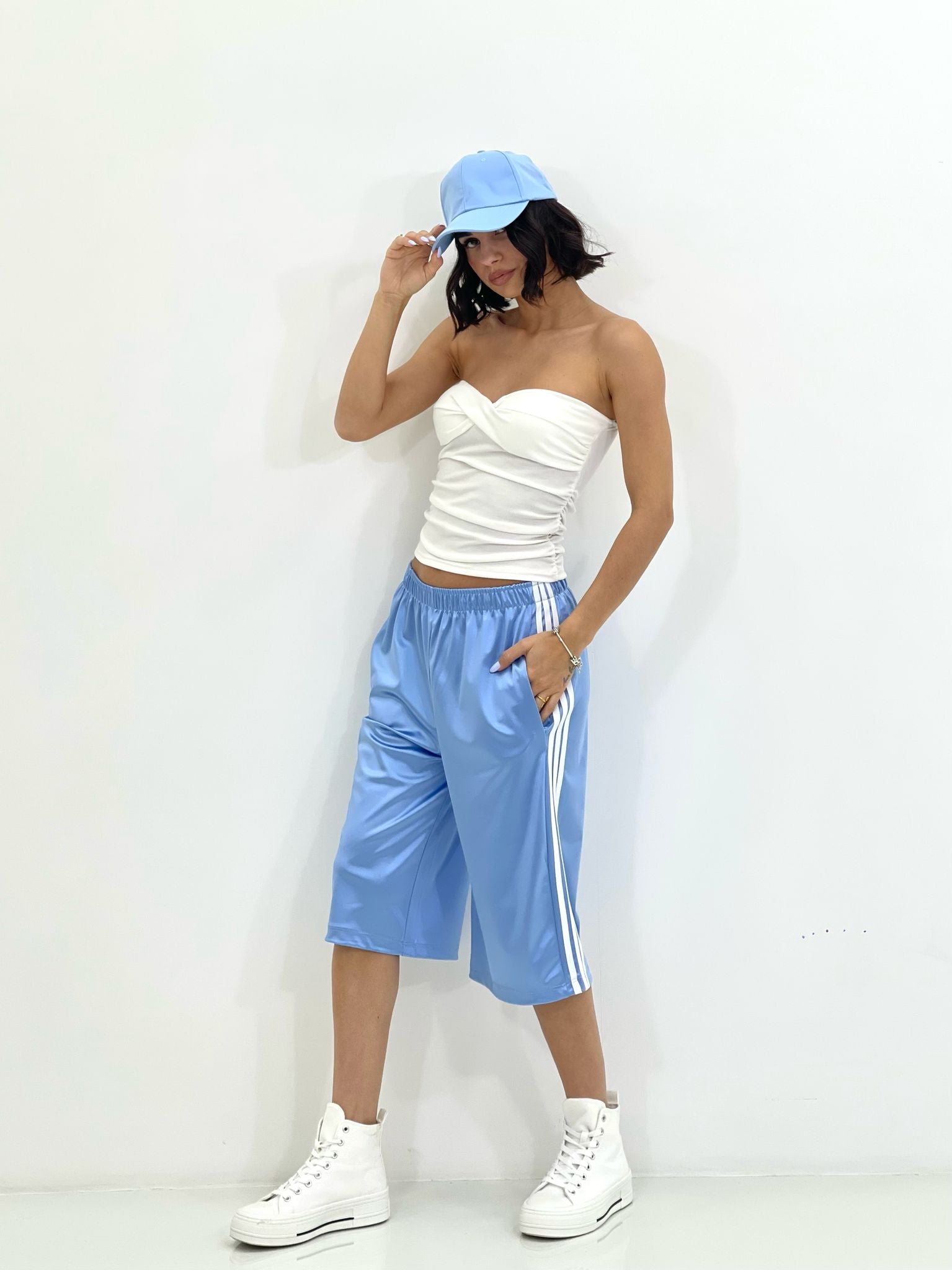 BERMUDA RASO CON PROFILO LATERALE NEW SS25