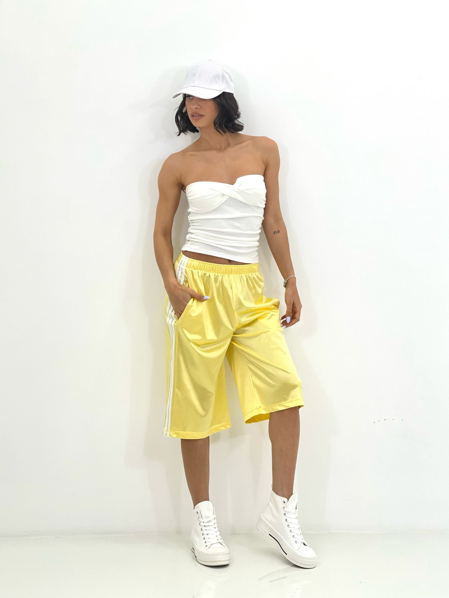 BERMUDA RASO CON PROFILO LATERALE NEW SS25