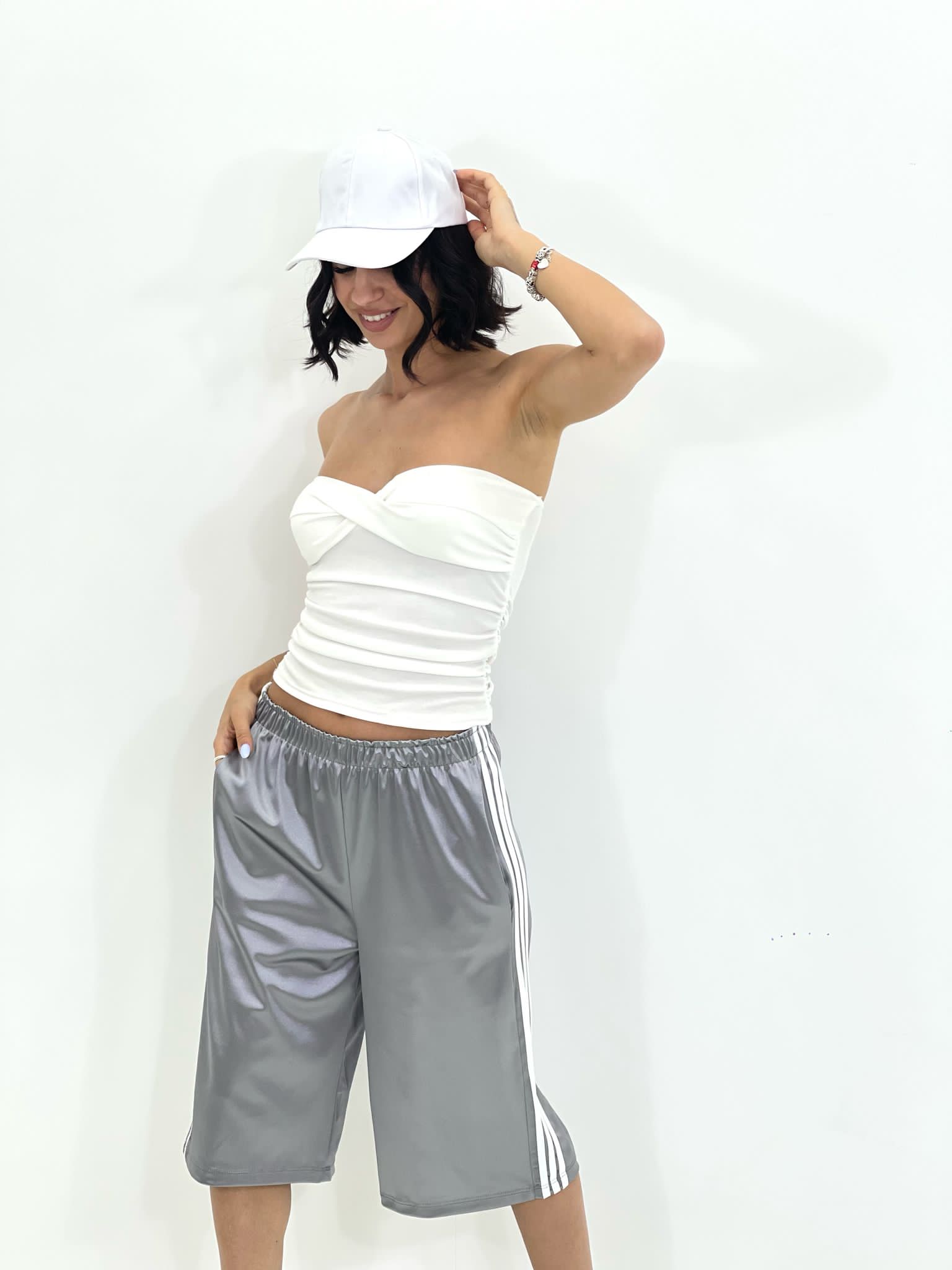 BERMUDA RASO CON PROFILO LATERALE NEW SS25