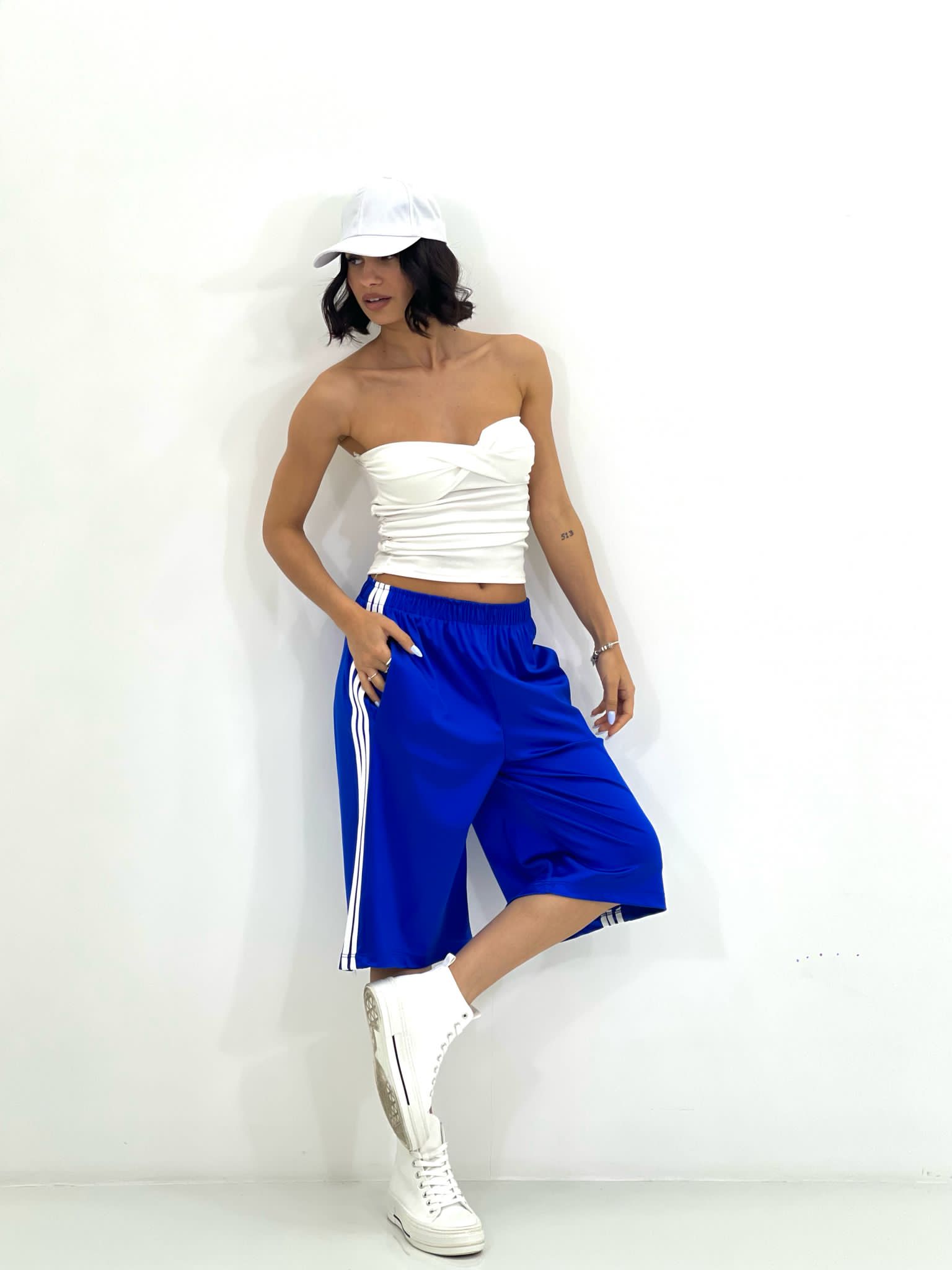 BERMUDA RASO CON PROFILO LATERALE NEW SS25