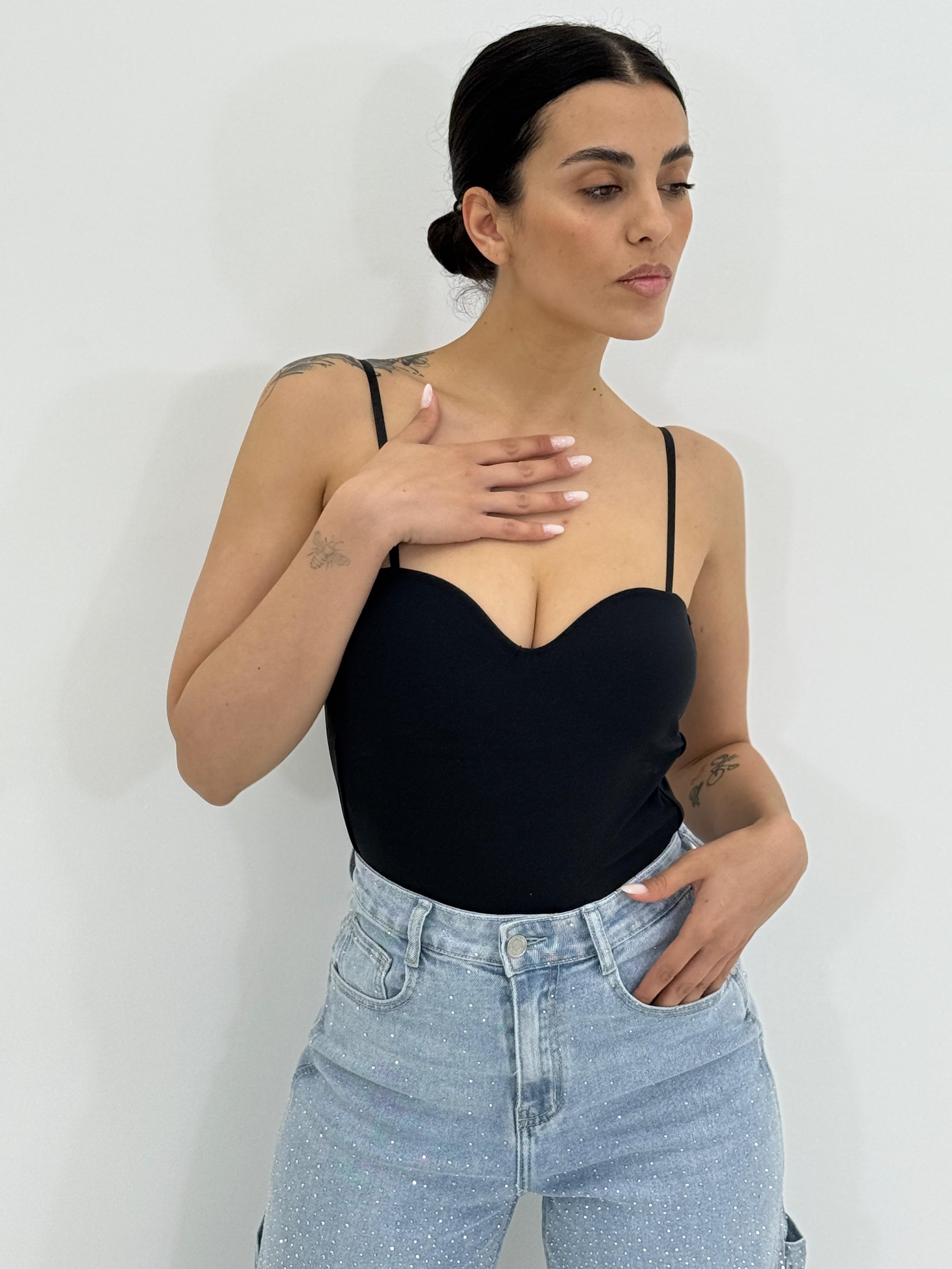 TOP CROP NEW SS25
