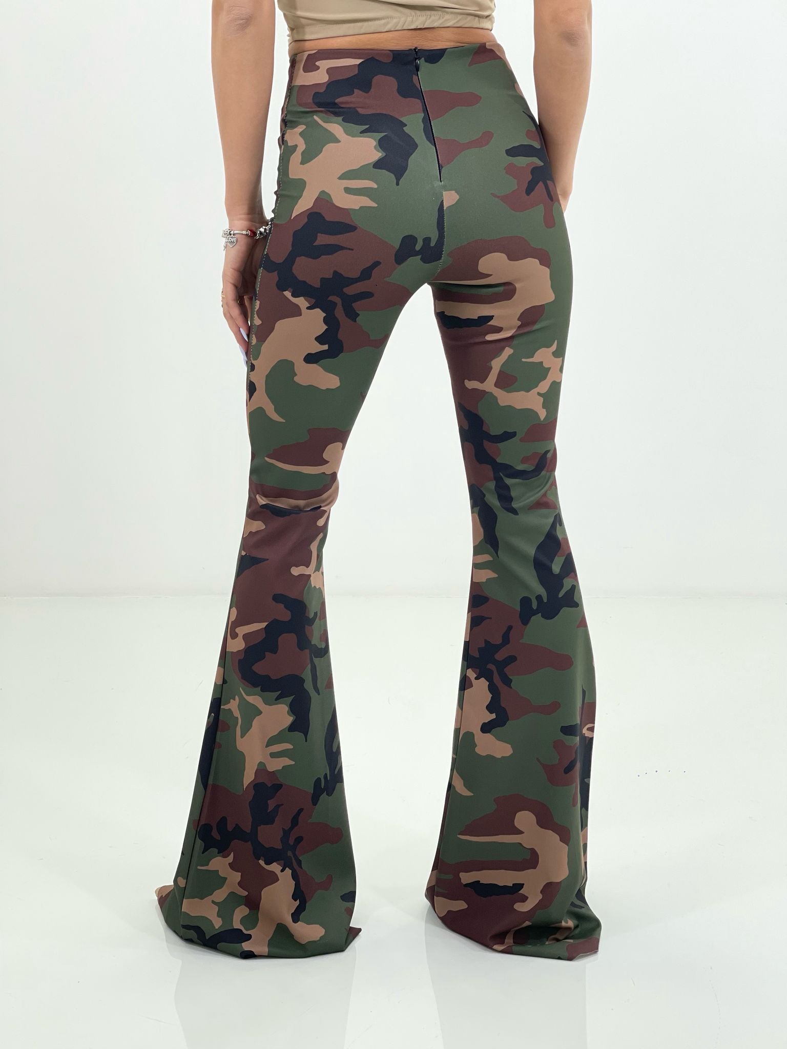 PANTALONE ZAMPA FANTASIA CAMOUFLAGE NEW SS25