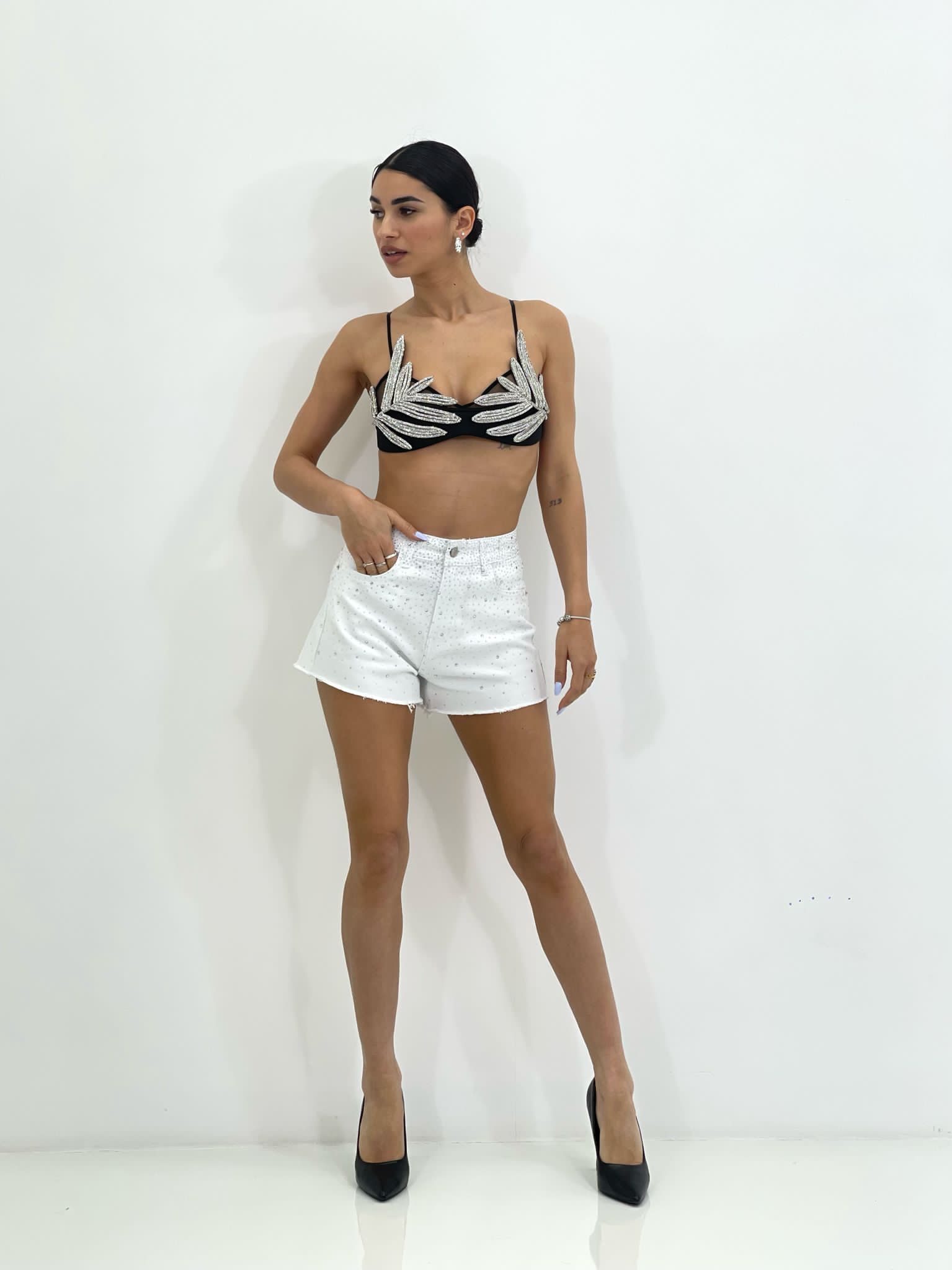 SHORTS CON STRASS NEW SS25