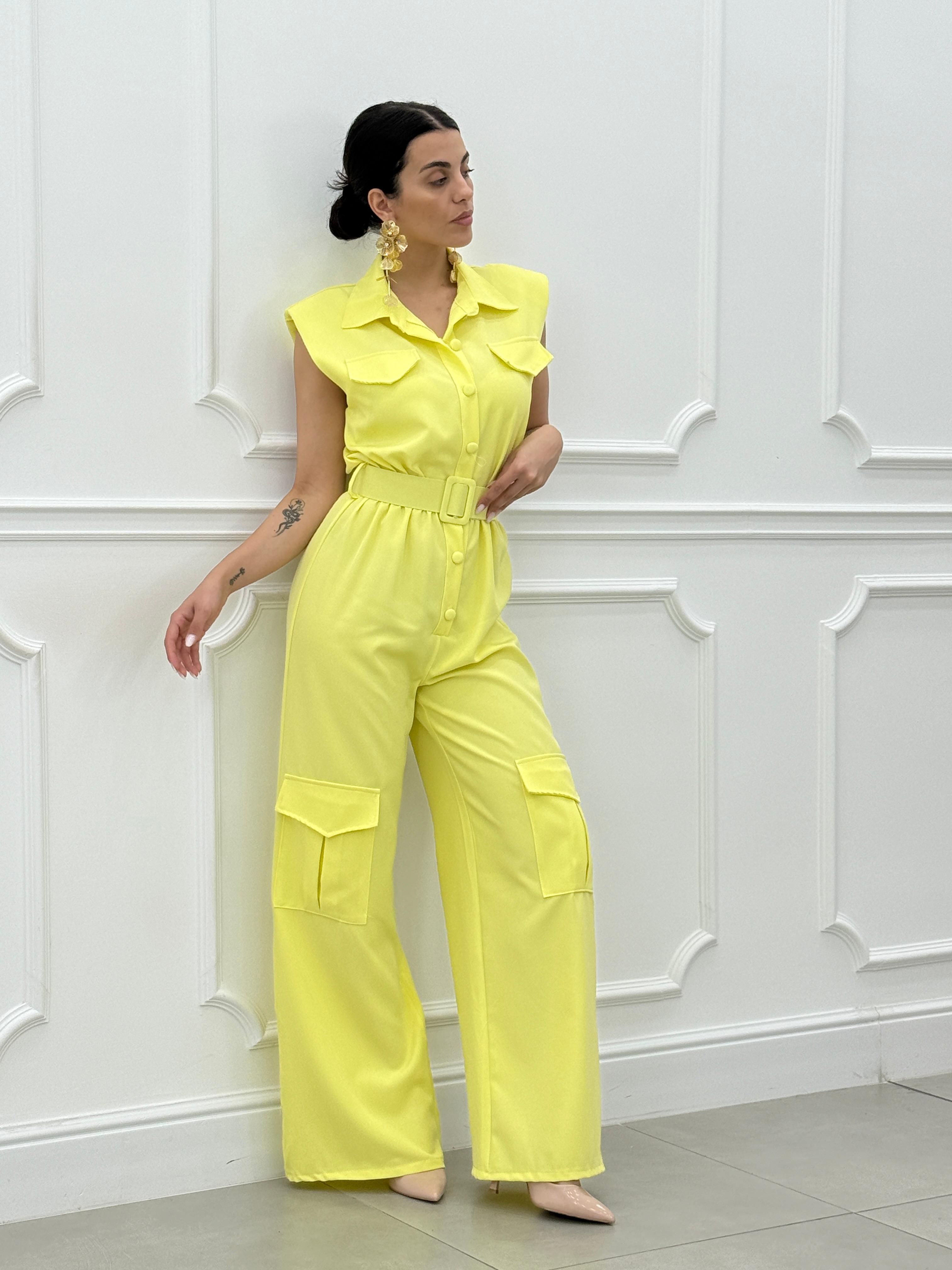 TUTA CON TASCONI E CINTURA NEW SS25