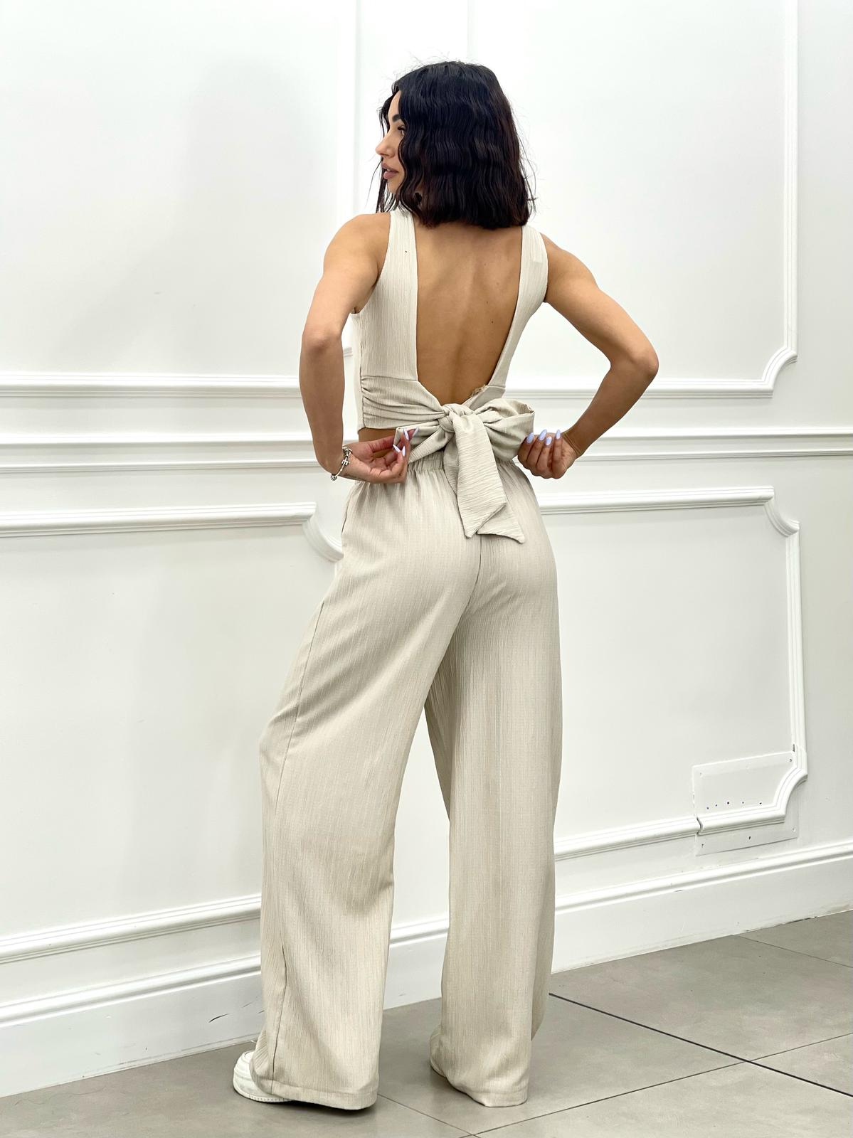 COORDINATO TOP SCOLLO SCHIENA E PANTALONE NEW SS25