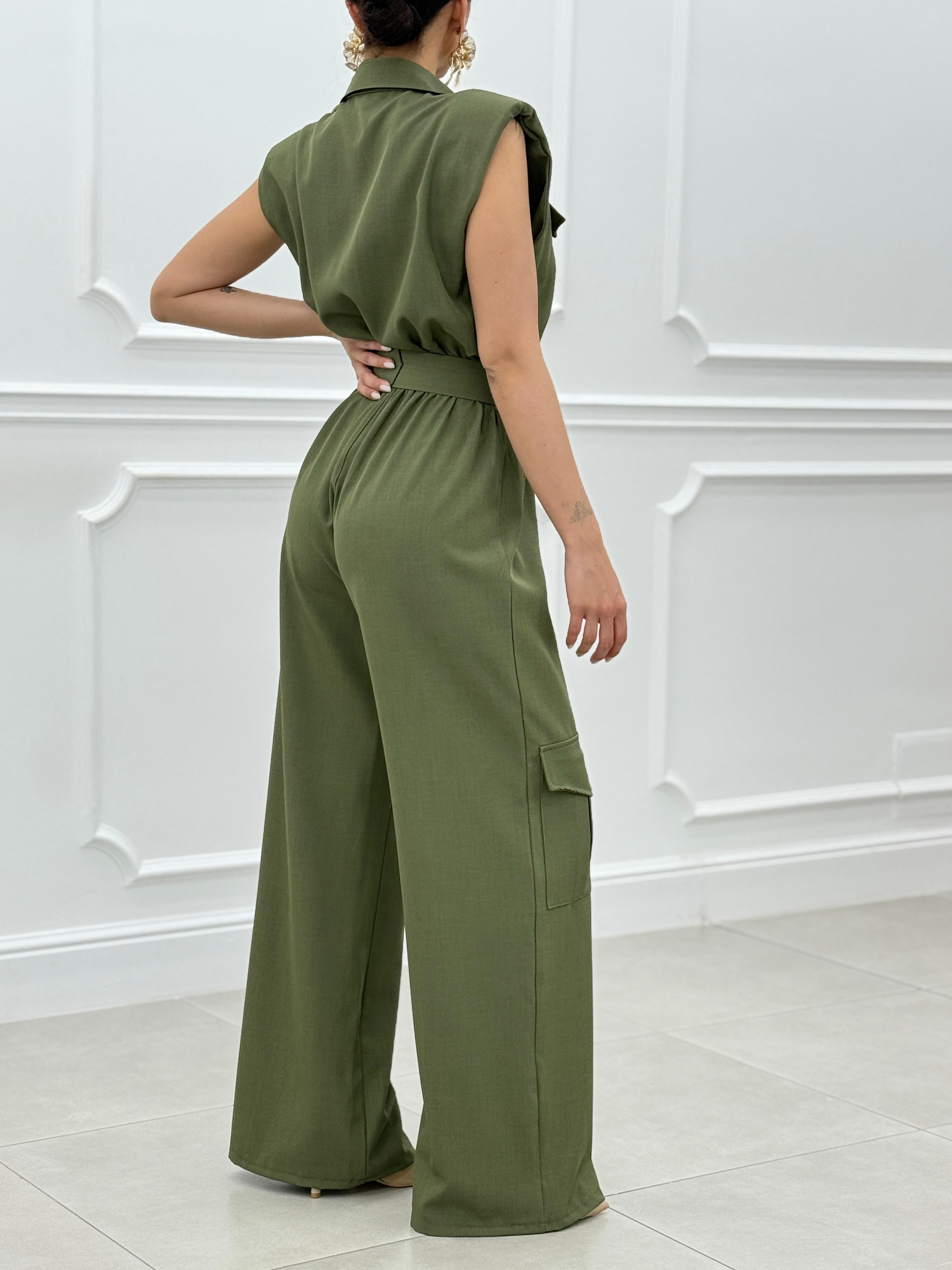 TUTA CON TASCONI E CINTURA NEW SS25