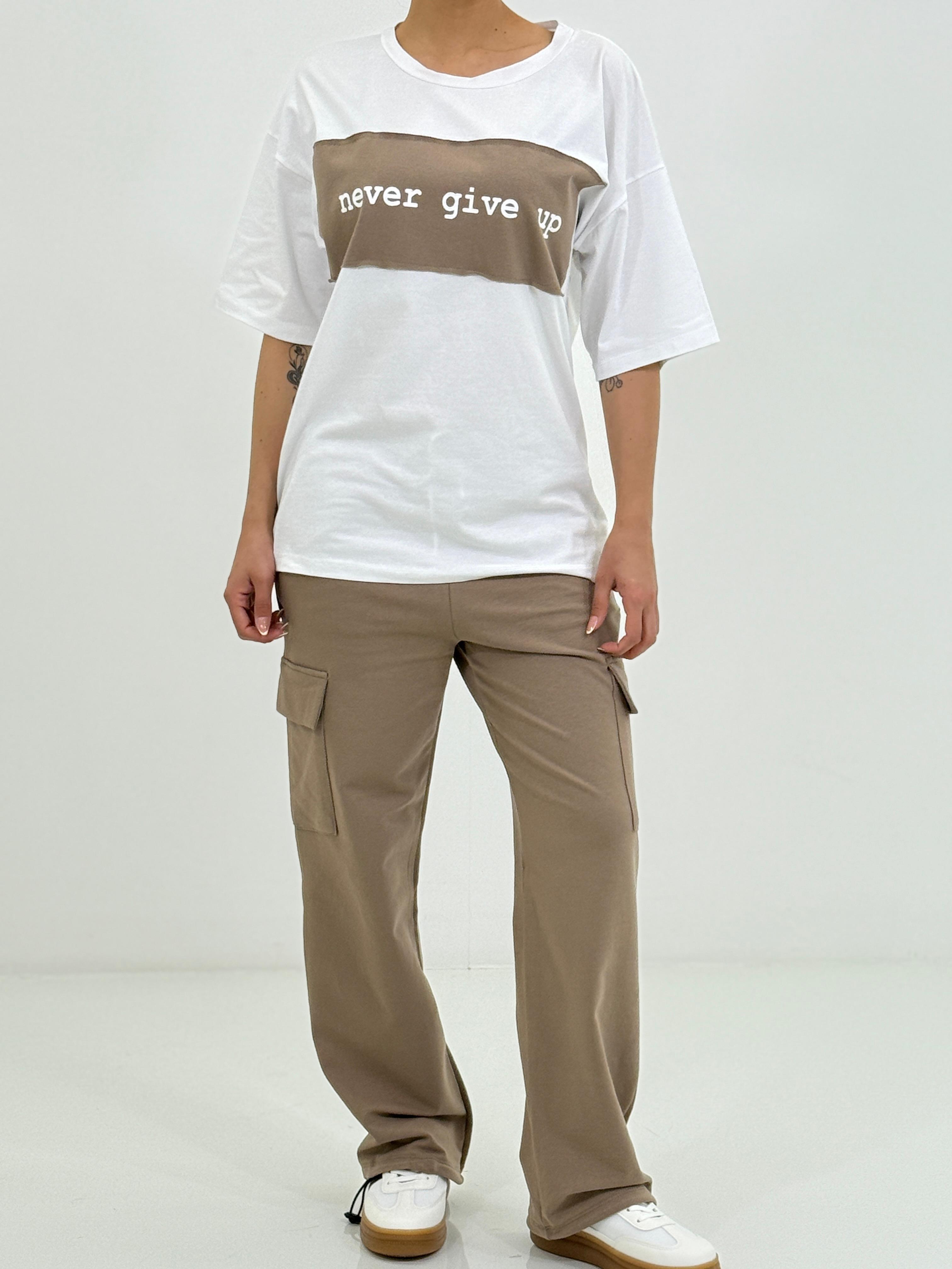 COMPLETO T-SHIRT E PANTALONE CARGO NEW SS25