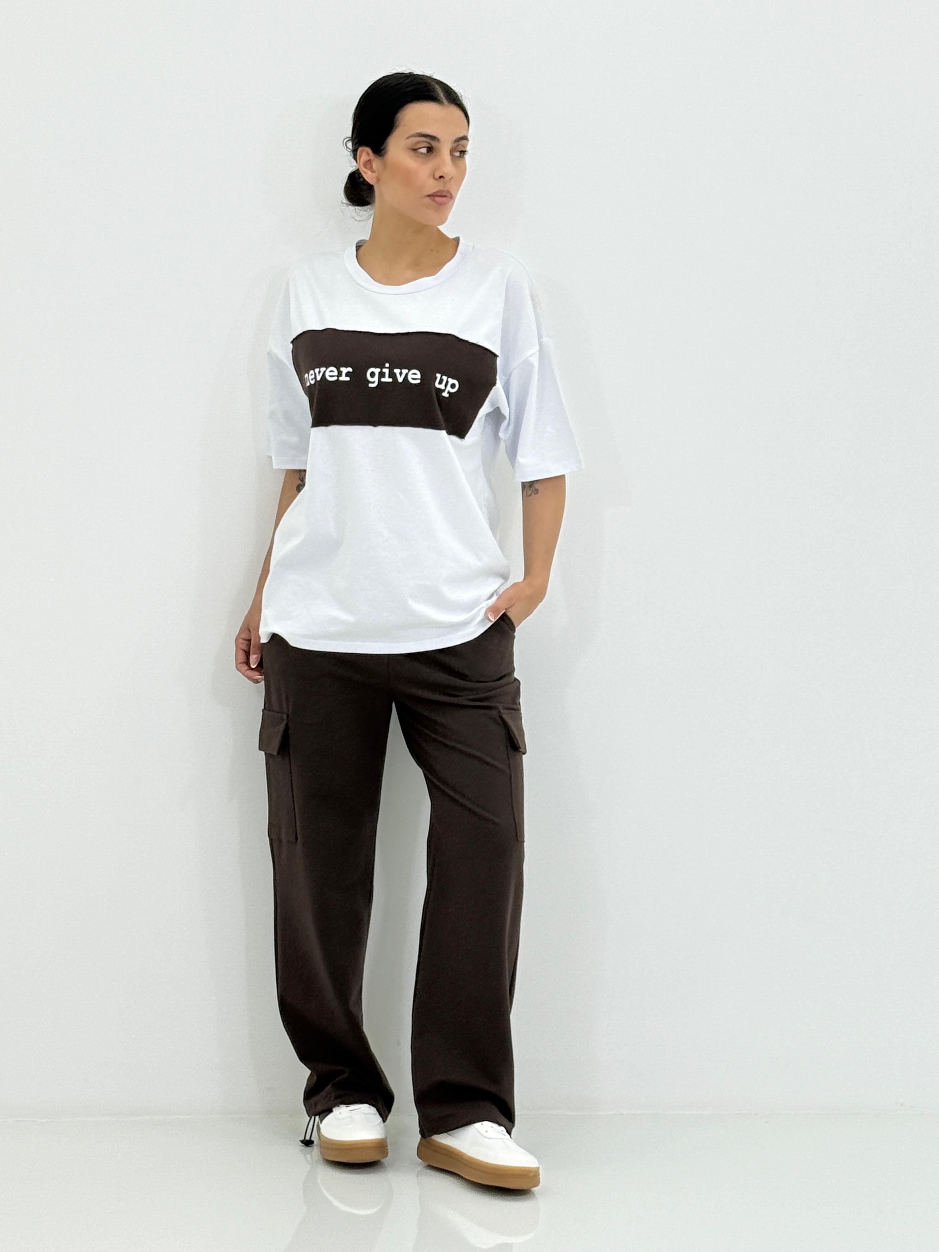 COMPLETO T-SHIRT E PANTALONE CARGO NEW SS25