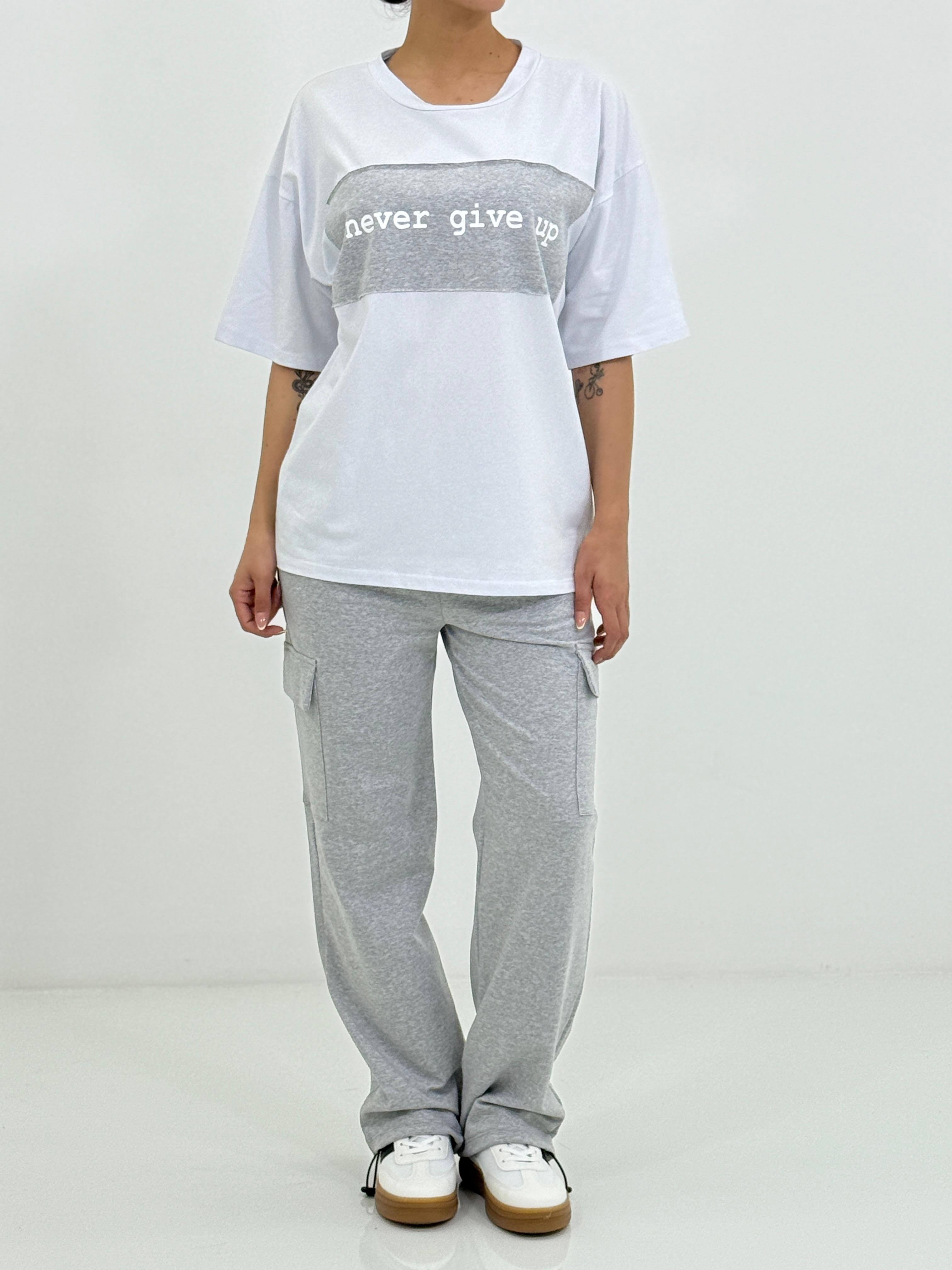 COMPLETO T-SHIRT E PANTALONE CARGO NEW SS25