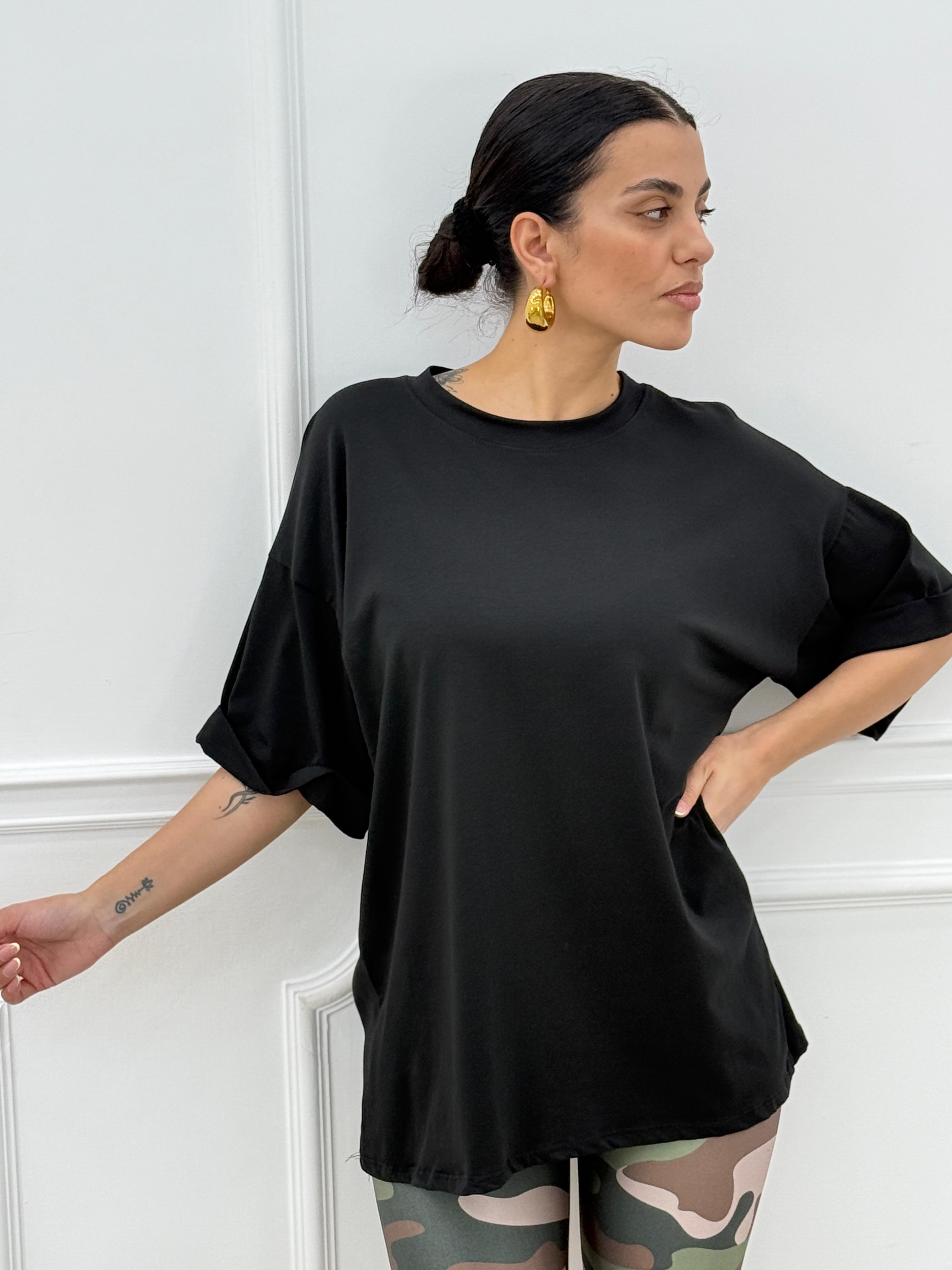107140-T-SHIRT-OVER-NEW-SS25-T-SHIRT-OVER-NEW-SS25.jpg
