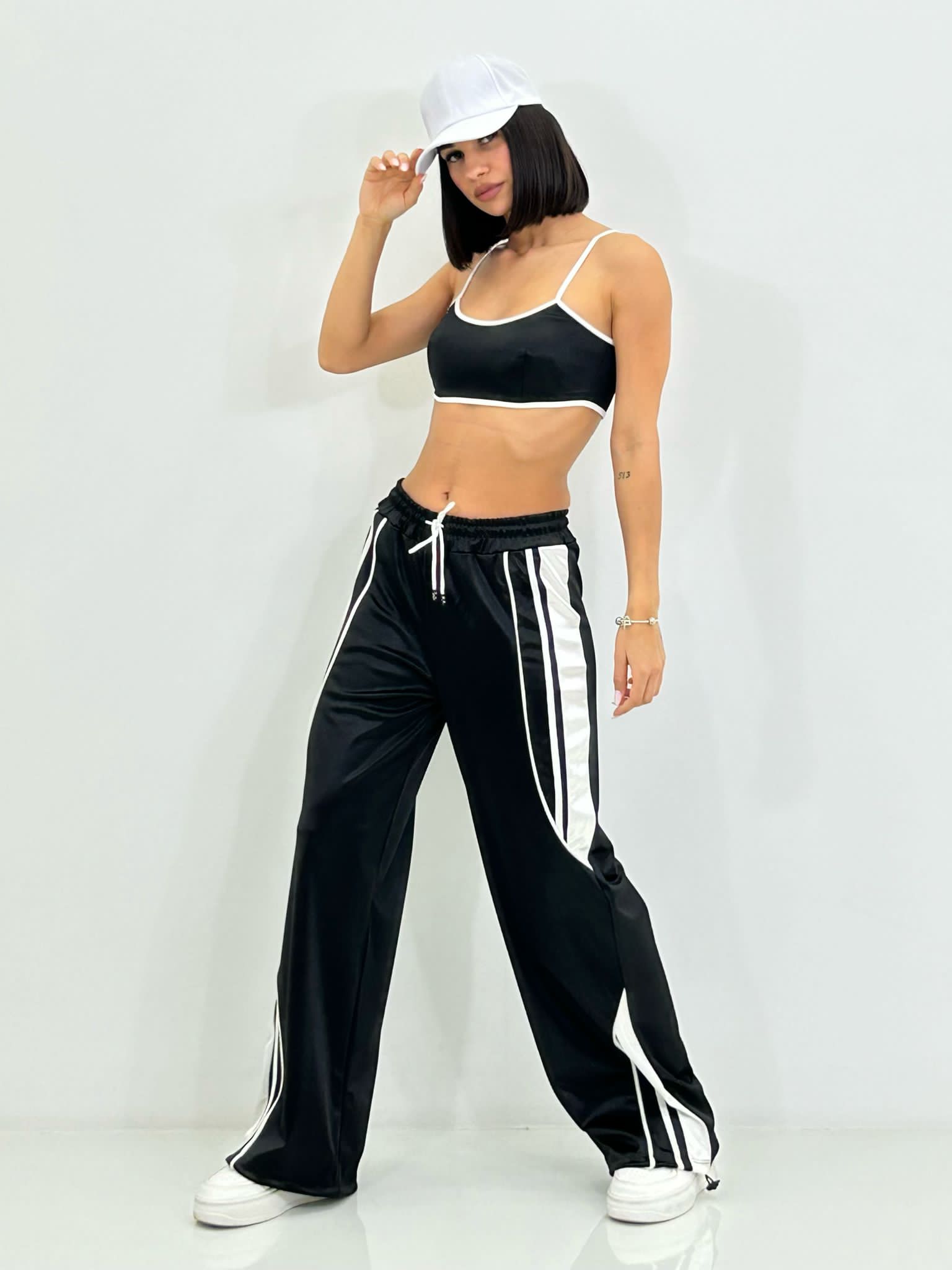 107339-SET-TOP-E-PANTALONE-IN-RASO-NEW-SS25-SET-TOP-E-PANTALONE-IN-RASO-NEW-SS25.jpg