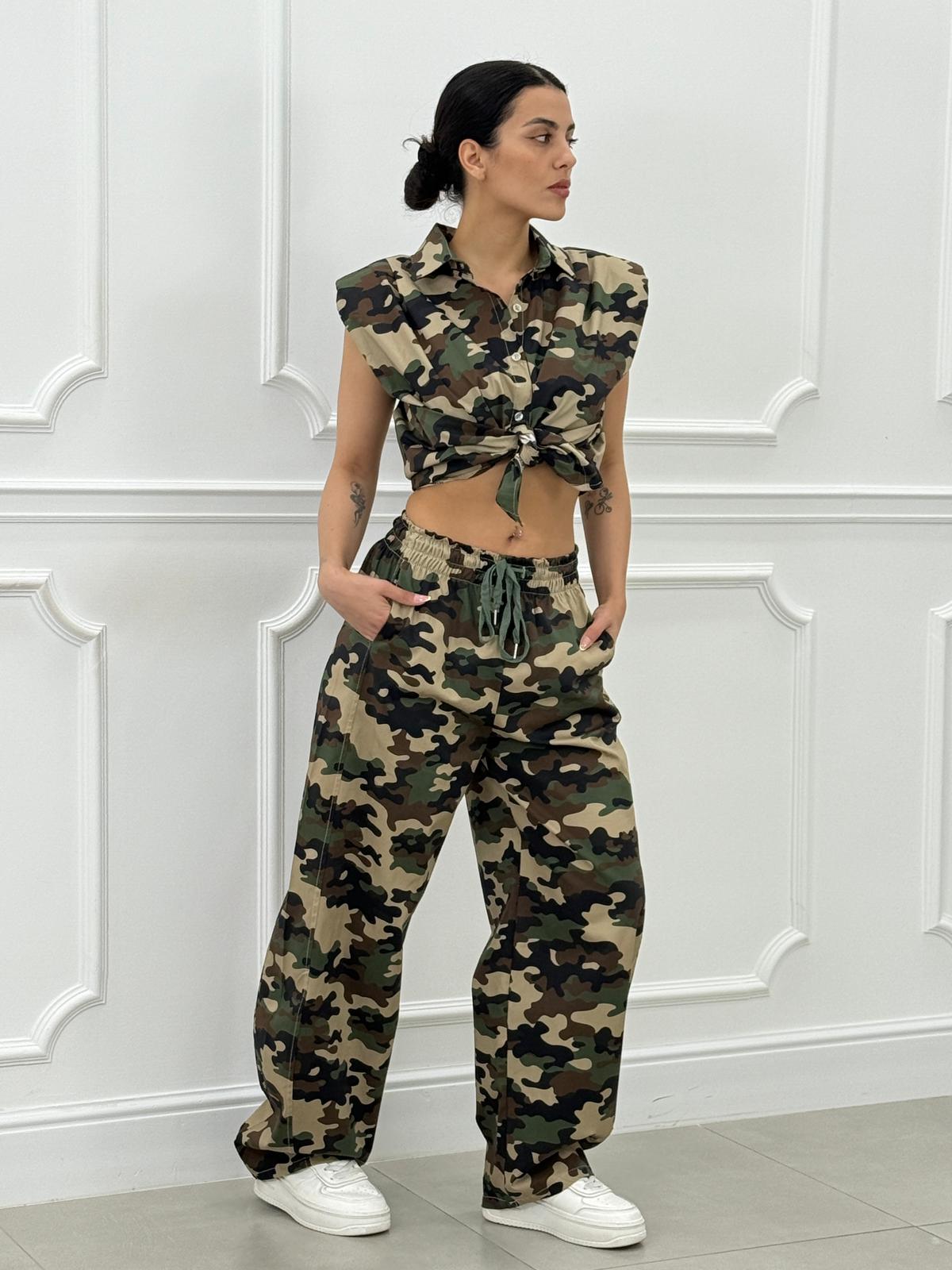 107675-SET-COORDINATO-CAMICIA-CROP-E-PANTALONE-NEW-SS25-SET-COORDINATO-CAMICIA-CROP-E-PANTALONE-NEW-SS25.jpg