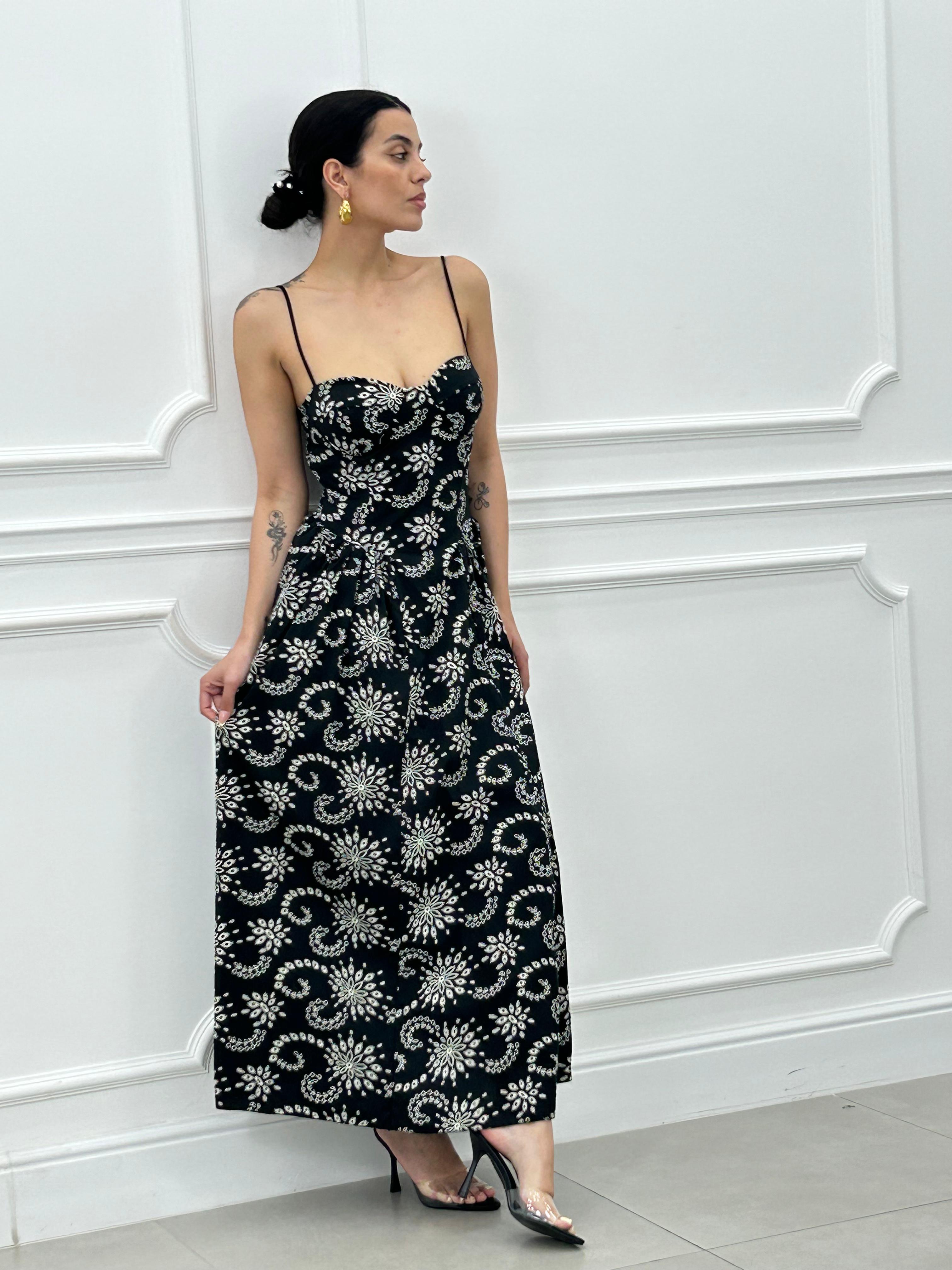 ABITO LUNGO IN PIZZO SAN GALLO NEW SS258